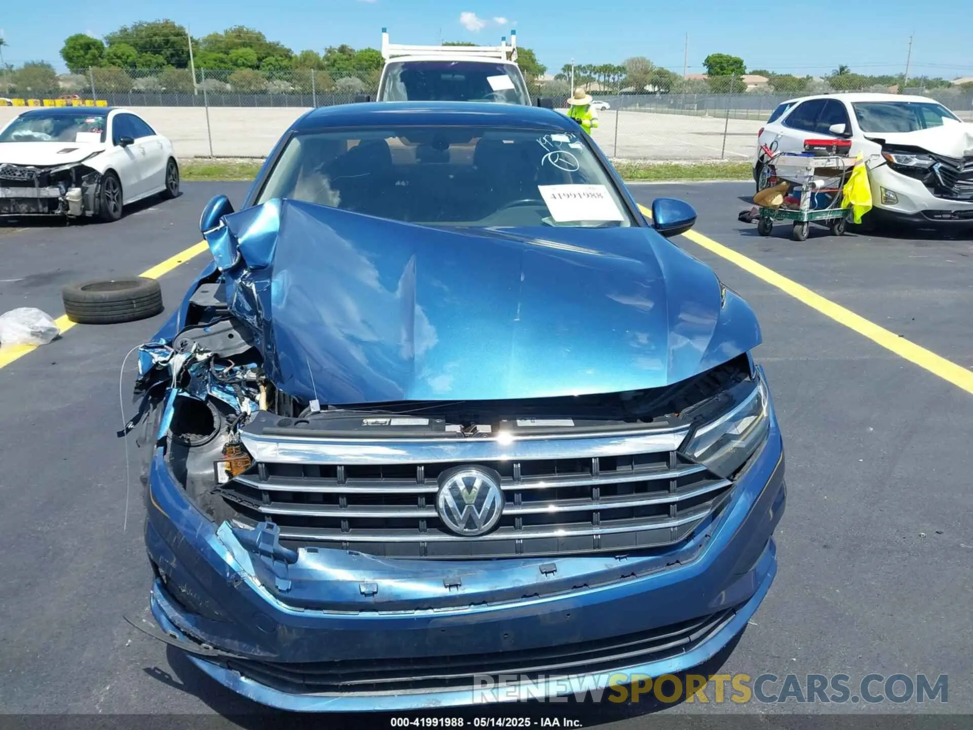 12 Photograph of a damaged car 3VWC57BU8KM193051 VOLKSWAGEN JETTA 2019