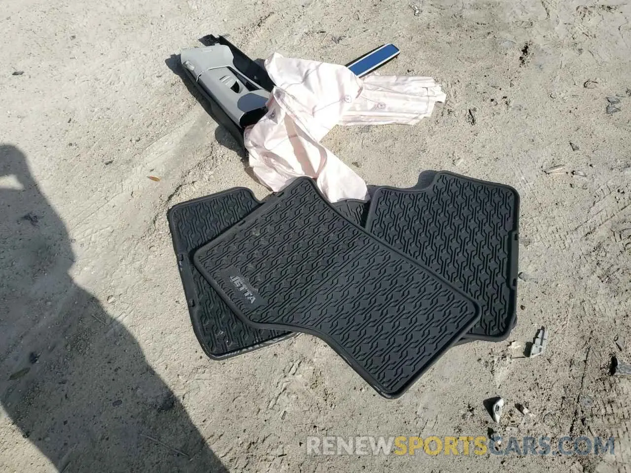 14 Photograph of a damaged car 3VWC57BU8KM210141 VOLKSWAGEN JETTA 2019