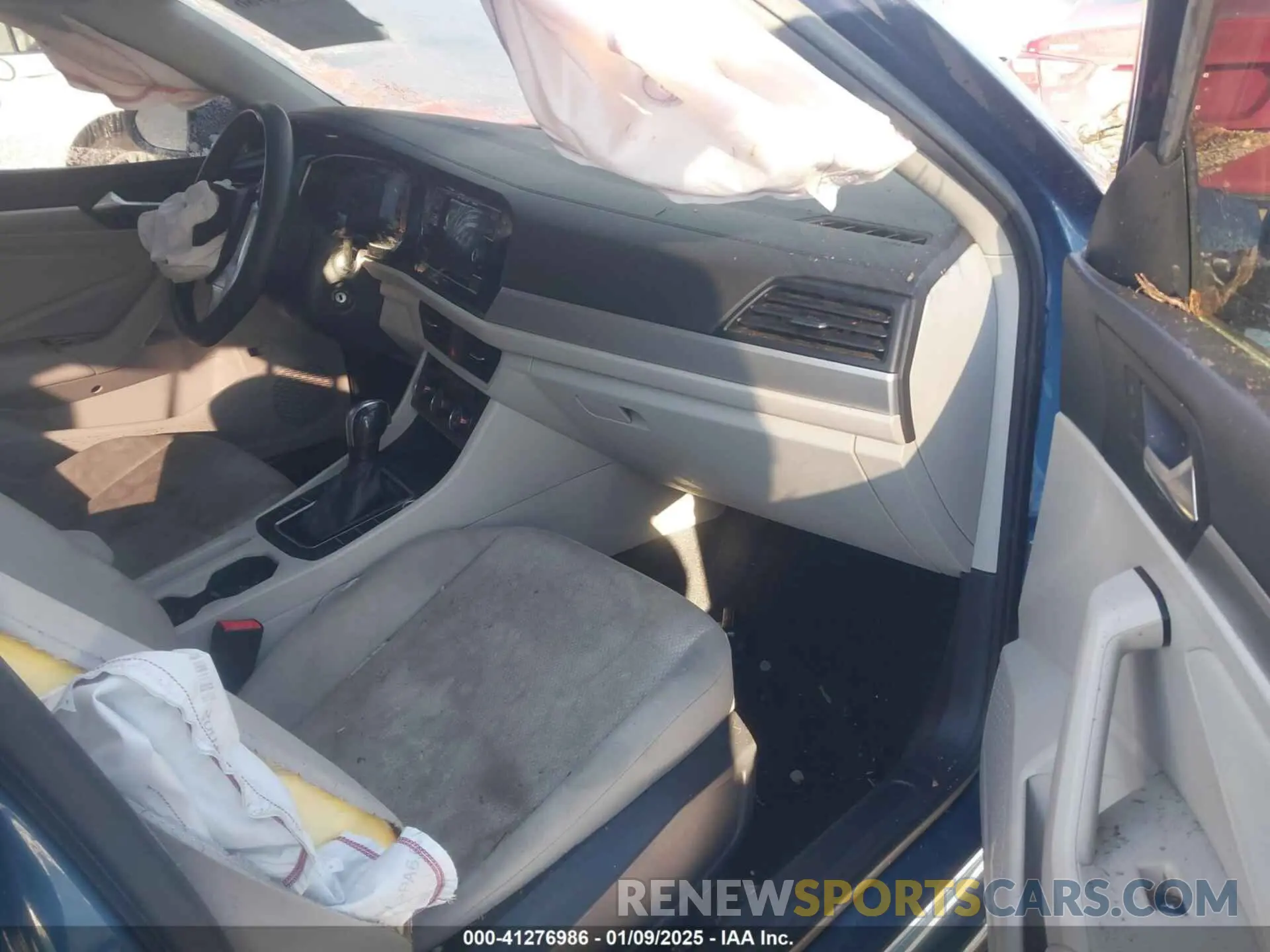 5 Photograph of a damaged car 3VWC57BU8KM212200 VOLKSWAGEN JETTA 2019