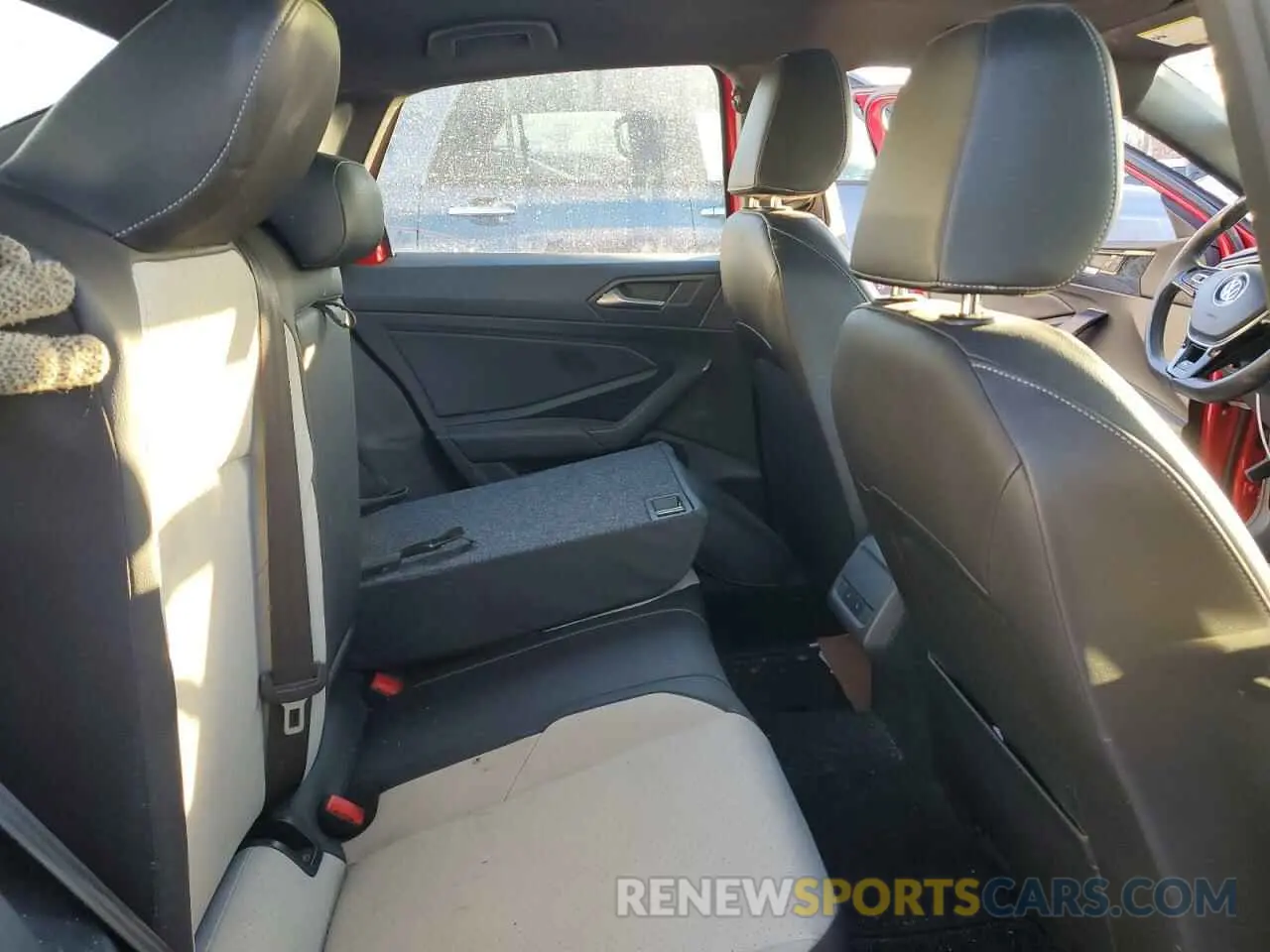 10 Photograph of a damaged car 3VWC57BU8KM219681 VOLKSWAGEN JETTA 2019
