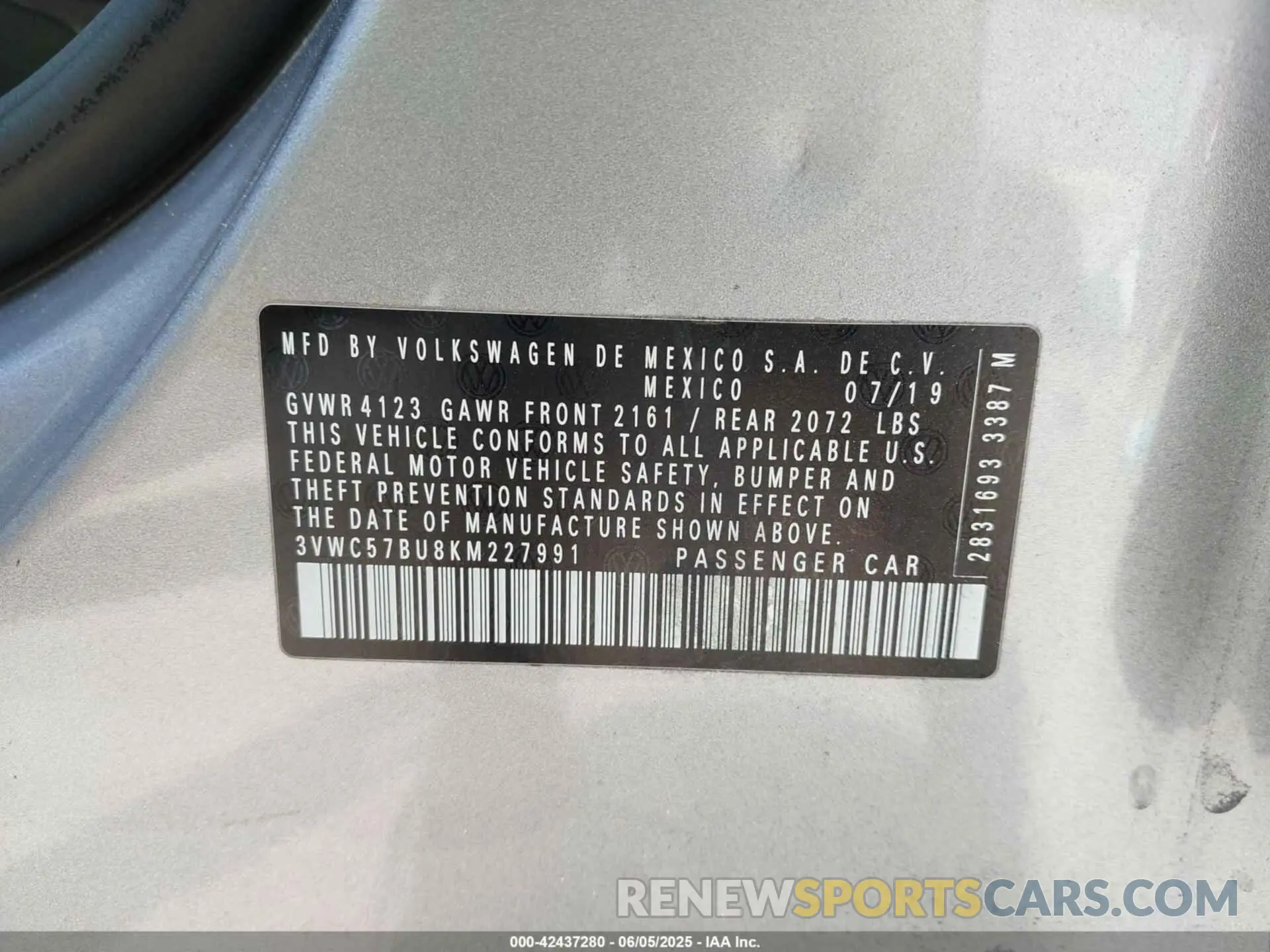 9 Photograph of a damaged car 3VWC57BU8KM227991 VOLKSWAGEN JETTA 2019