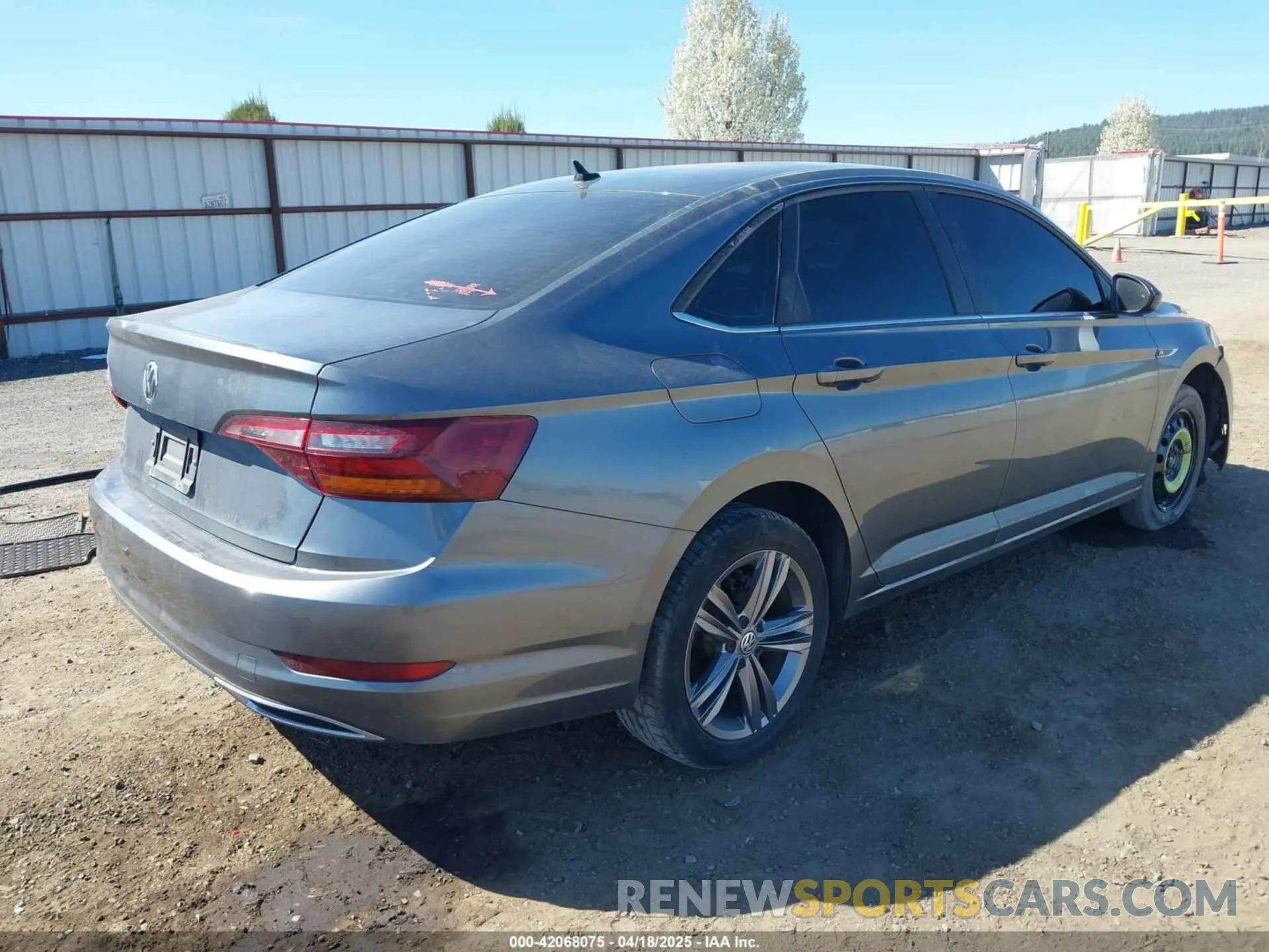 4 Photograph of a damaged car 3VWC57BU8KM250736 VOLKSWAGEN JETTA 2019