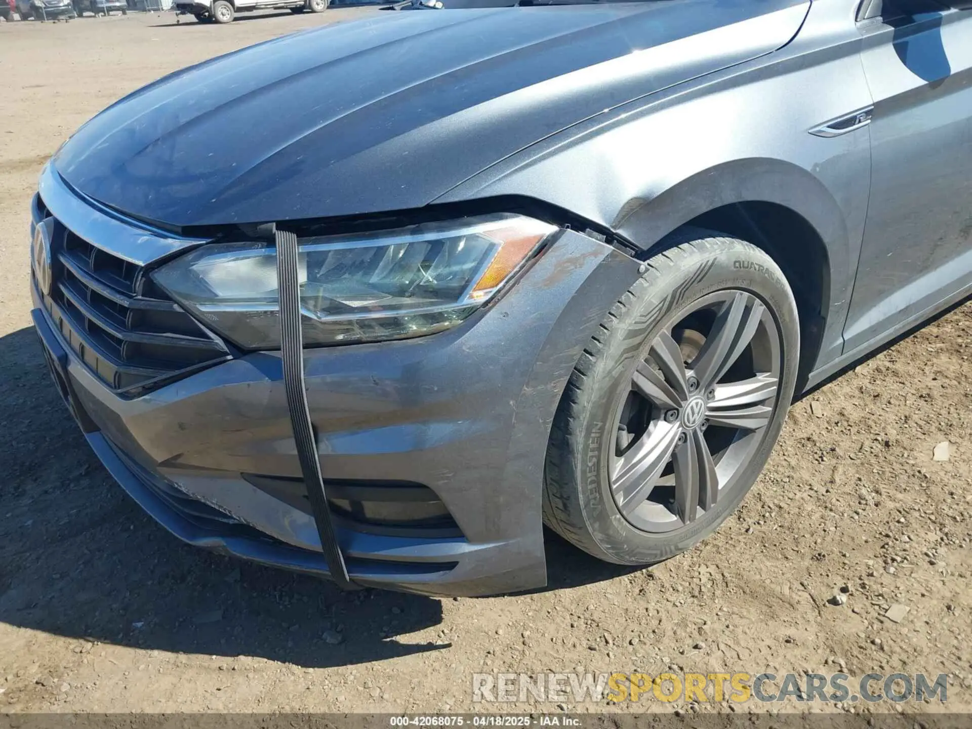 6 Photograph of a damaged car 3VWC57BU8KM250736 VOLKSWAGEN JETTA 2019