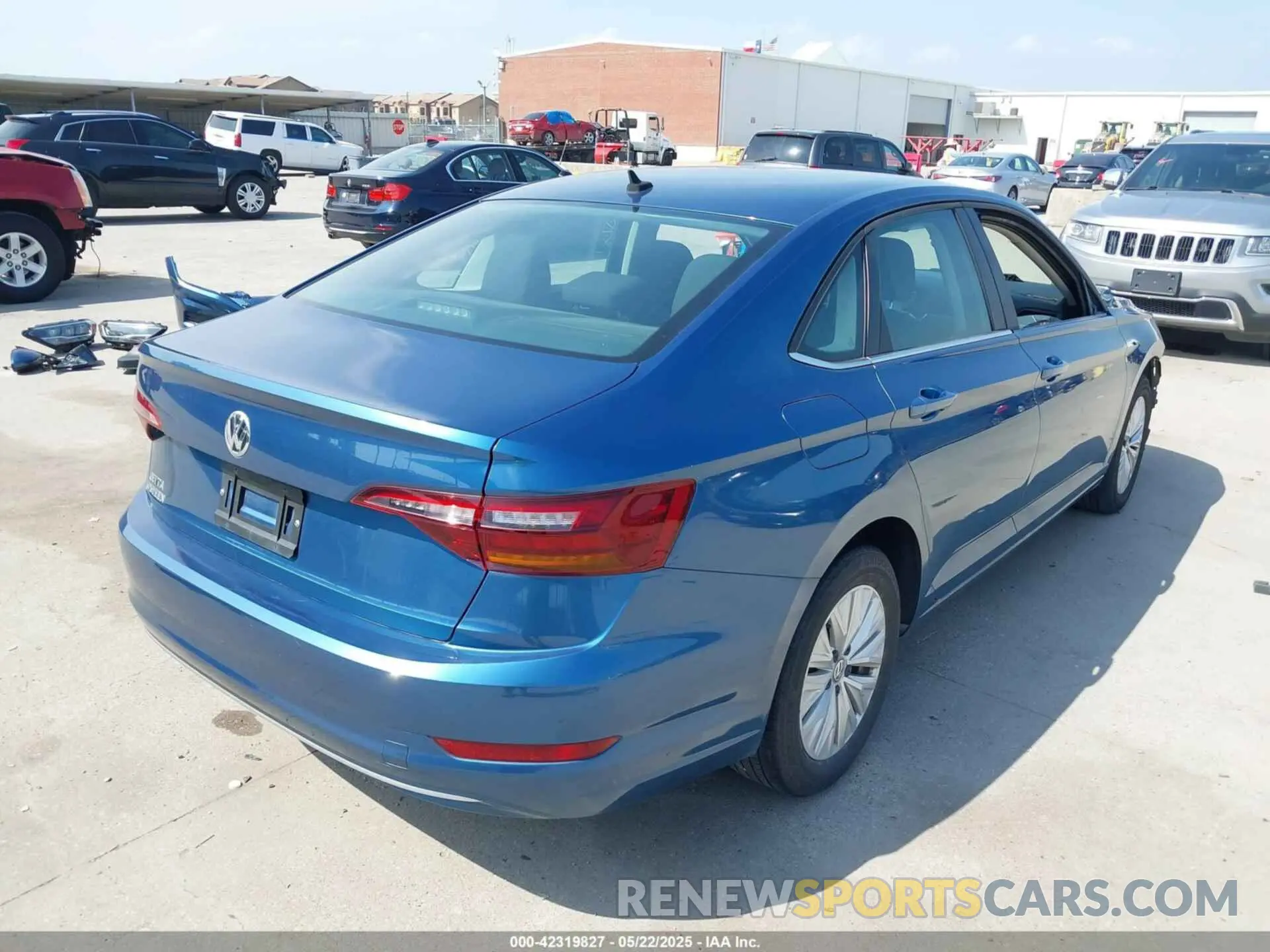 4 Photograph of a damaged car 3VWC57BU9KM005072 VOLKSWAGEN JETTA 2019