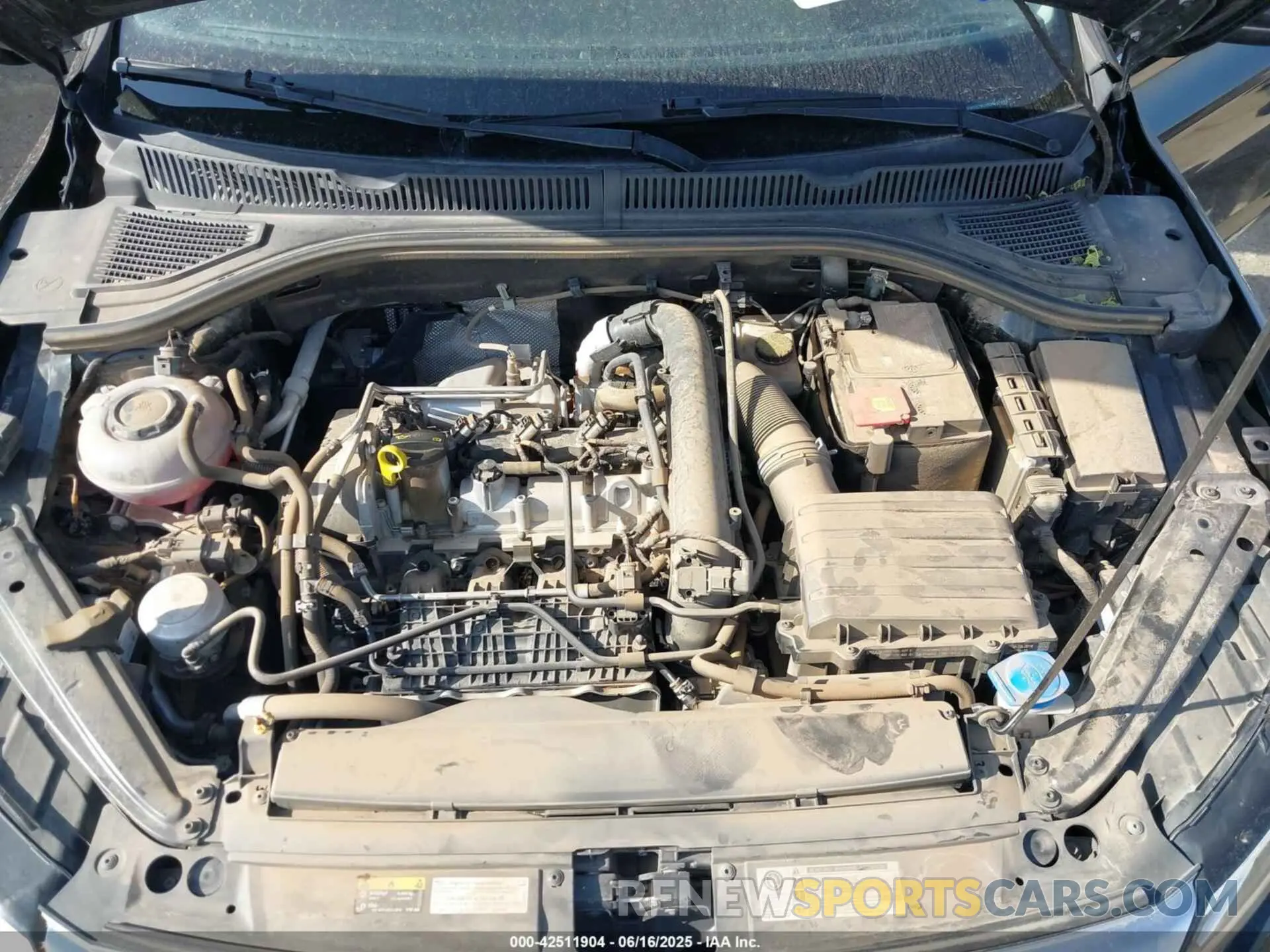 10 Photograph of a damaged car 3VWC57BU9KM017609 VOLKSWAGEN JETTA 2019