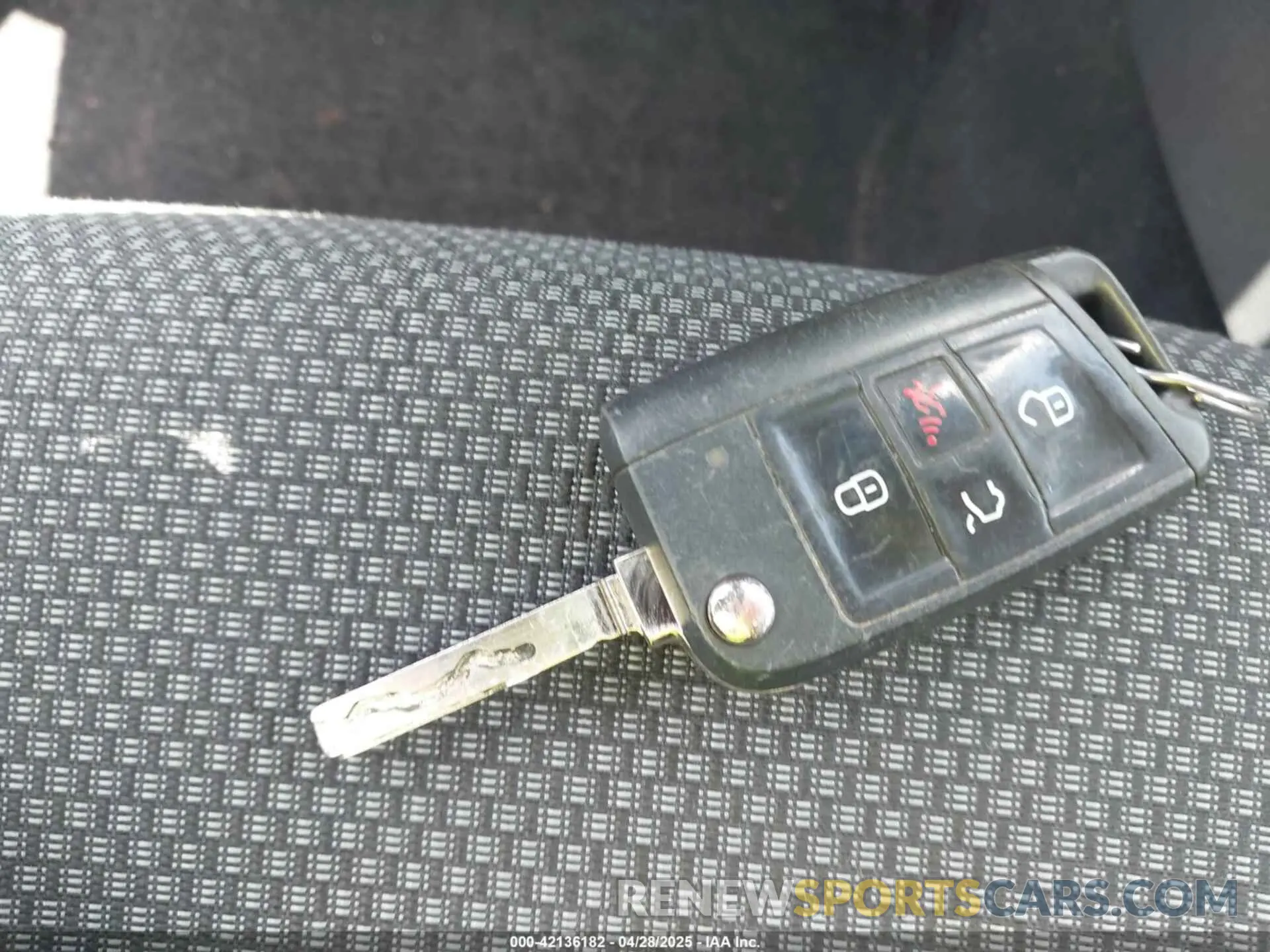 11 Photograph of a damaged car 3VWC57BU9KM044311 VOLKSWAGEN JETTA 2019
