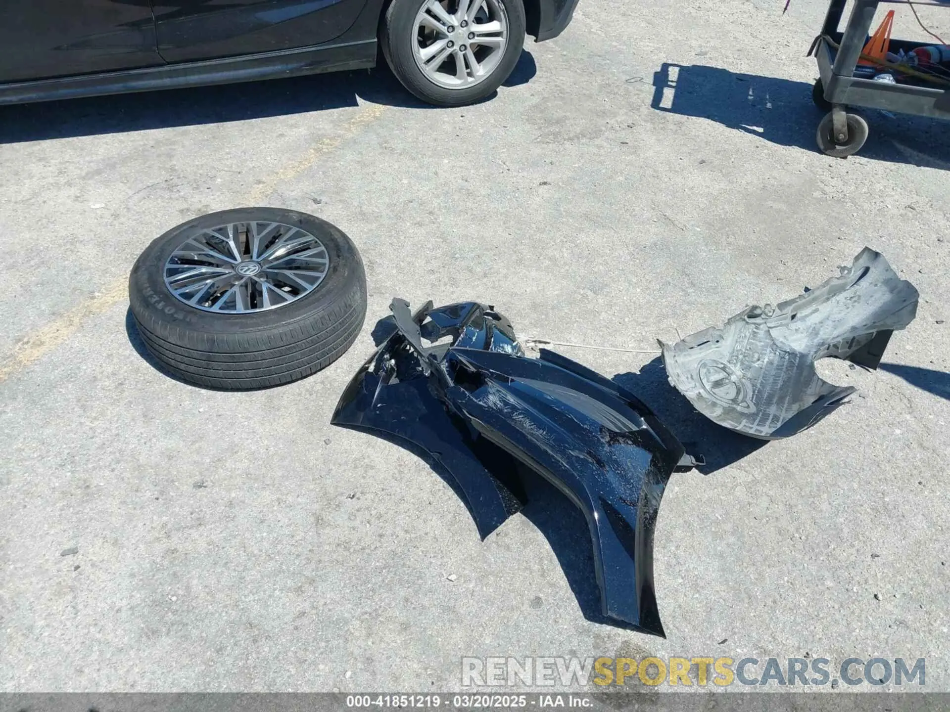 12 Photograph of a damaged car 3VWC57BU9KM045023 VOLKSWAGEN JETTA 2019