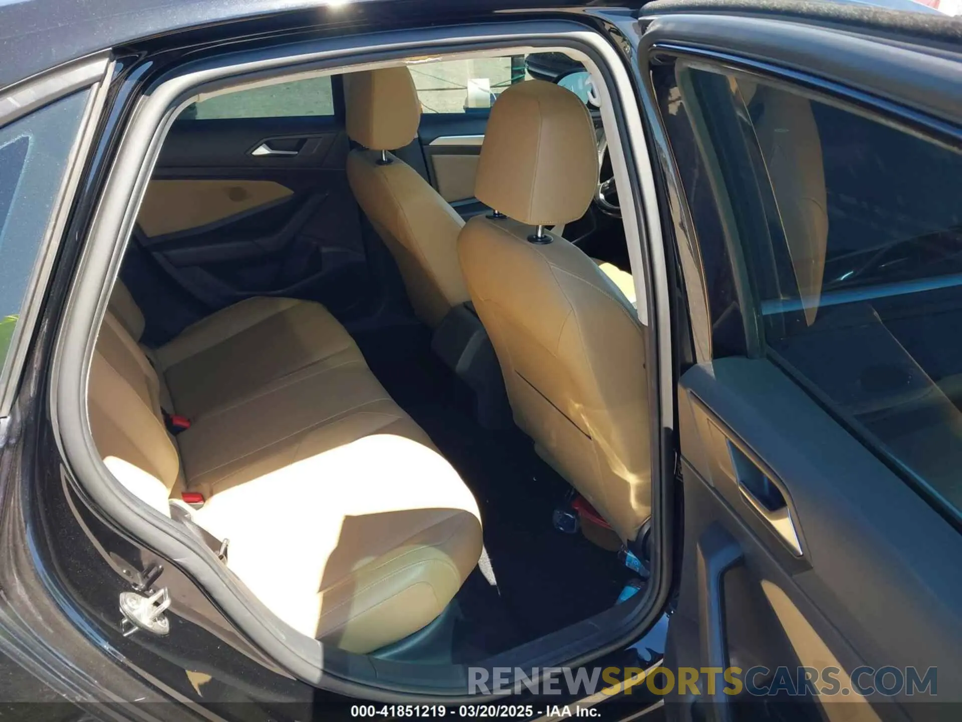 8 Photograph of a damaged car 3VWC57BU9KM045023 VOLKSWAGEN JETTA 2019