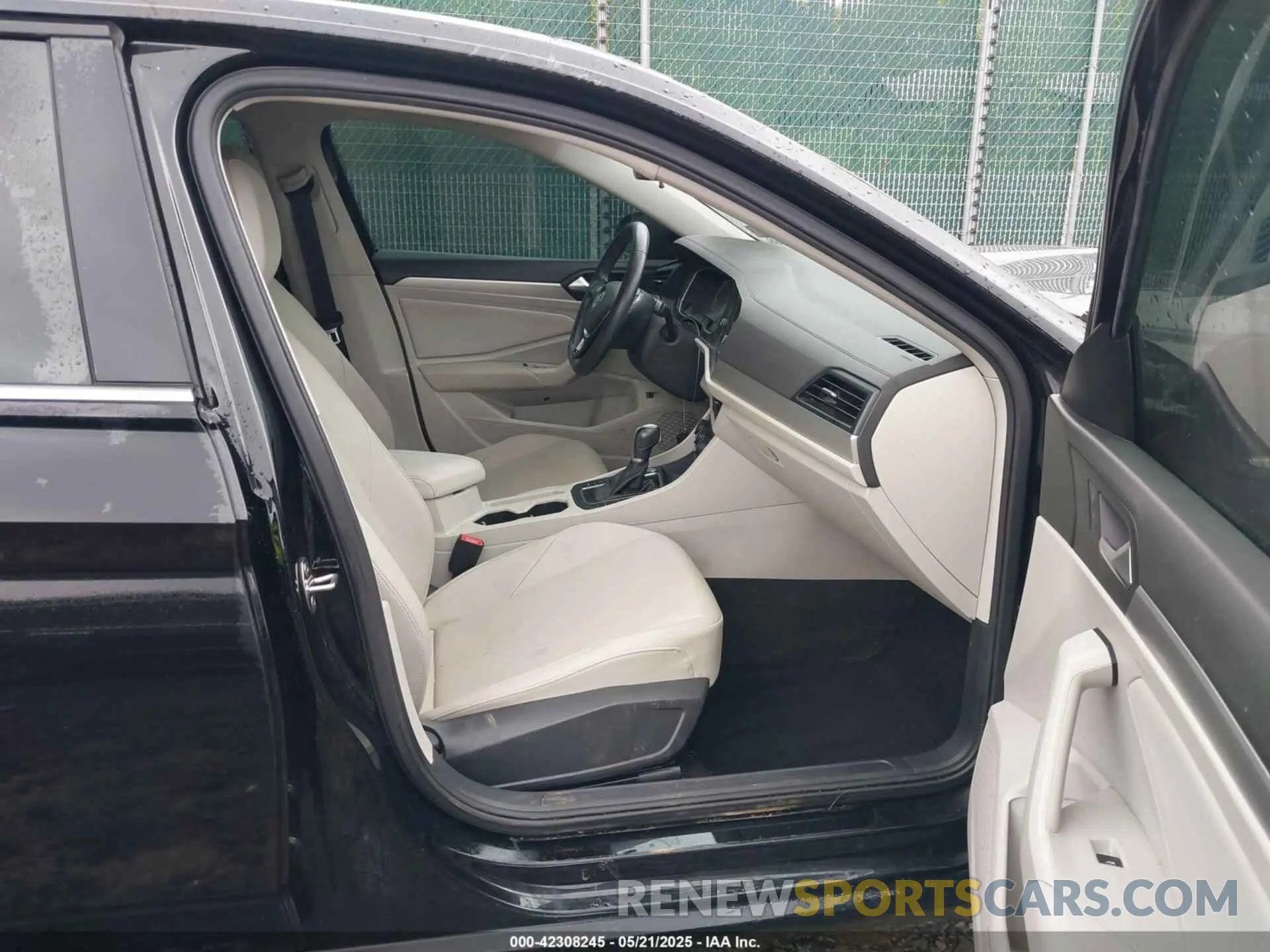 5 Photograph of a damaged car 3VWC57BU9KM085263 VOLKSWAGEN JETTA 2019