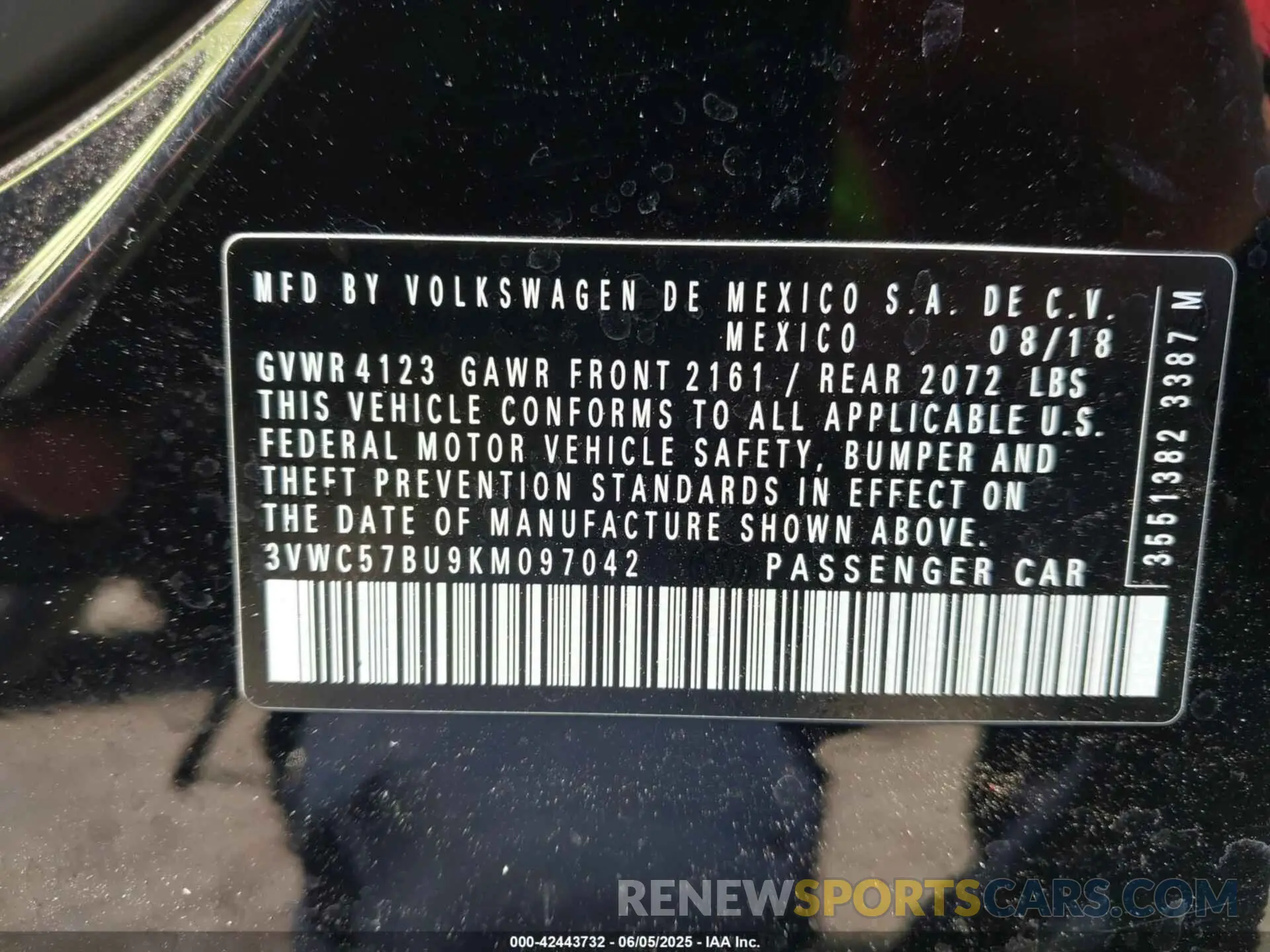 9 Photograph of a damaged car 3VWC57BU9KM097042 VOLKSWAGEN JETTA 2019