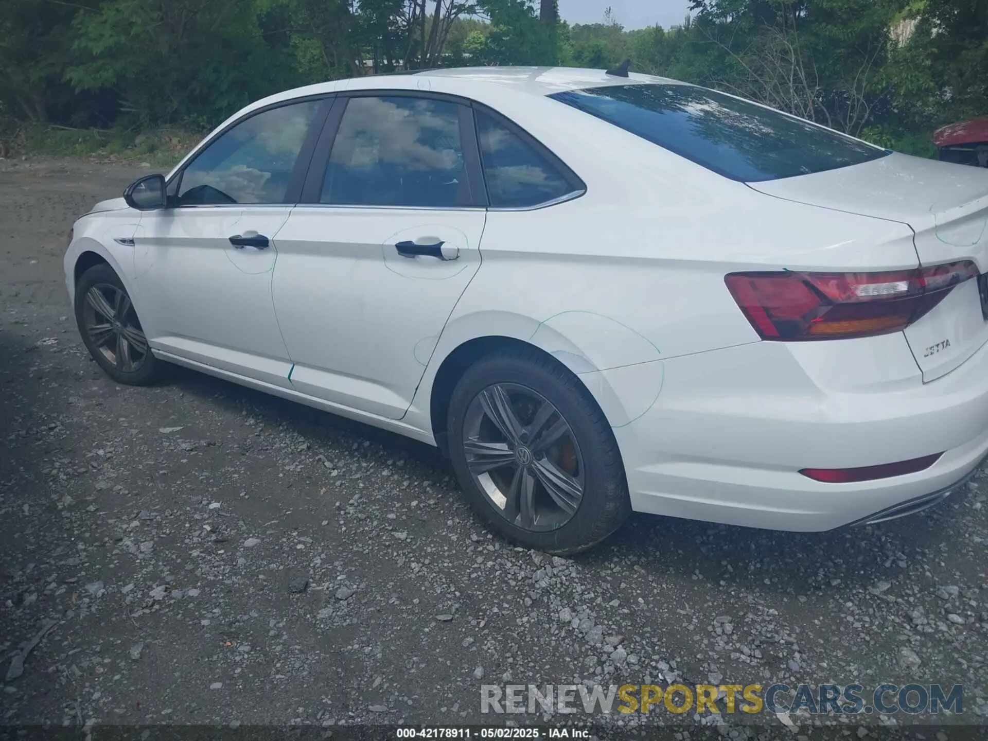 13 Photograph of a damaged car 3VWC57BU9KM103048 VOLKSWAGEN JETTA 2019