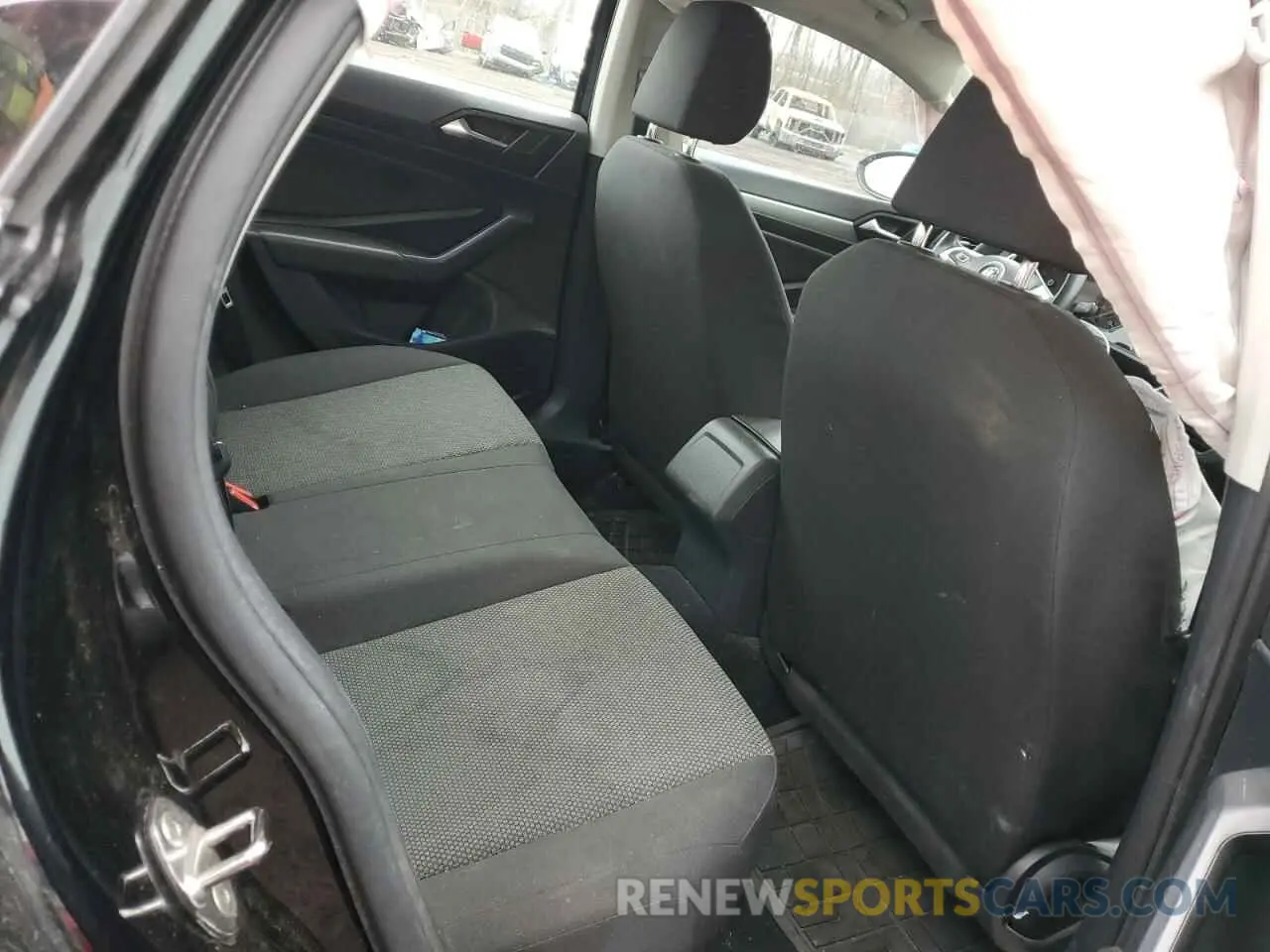 10 Photograph of a damaged car 3VWC57BU9KM104328 VOLKSWAGEN JETTA 2019