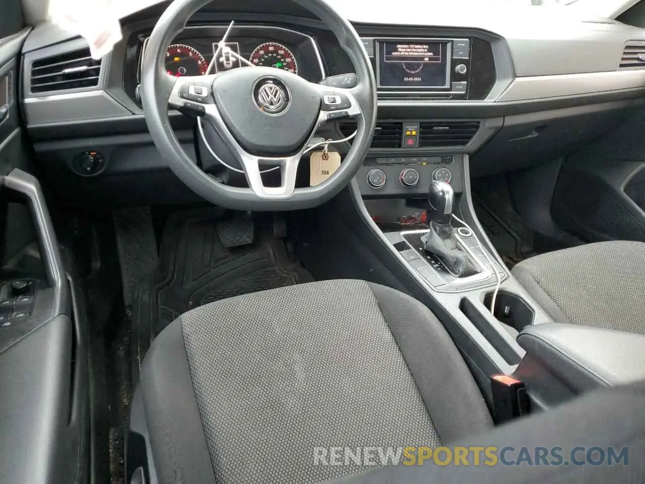 8 Photograph of a damaged car 3VWC57BU9KM104328 VOLKSWAGEN JETTA 2019