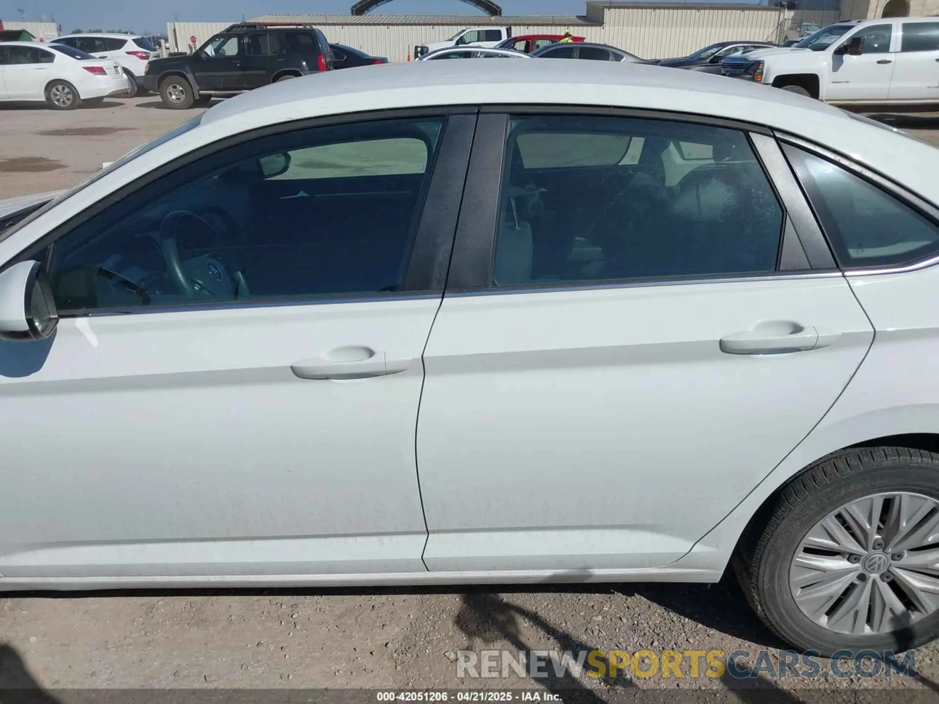 14 Photograph of a damaged car 3VWC57BU9KM105334 VOLKSWAGEN JETTA 2019