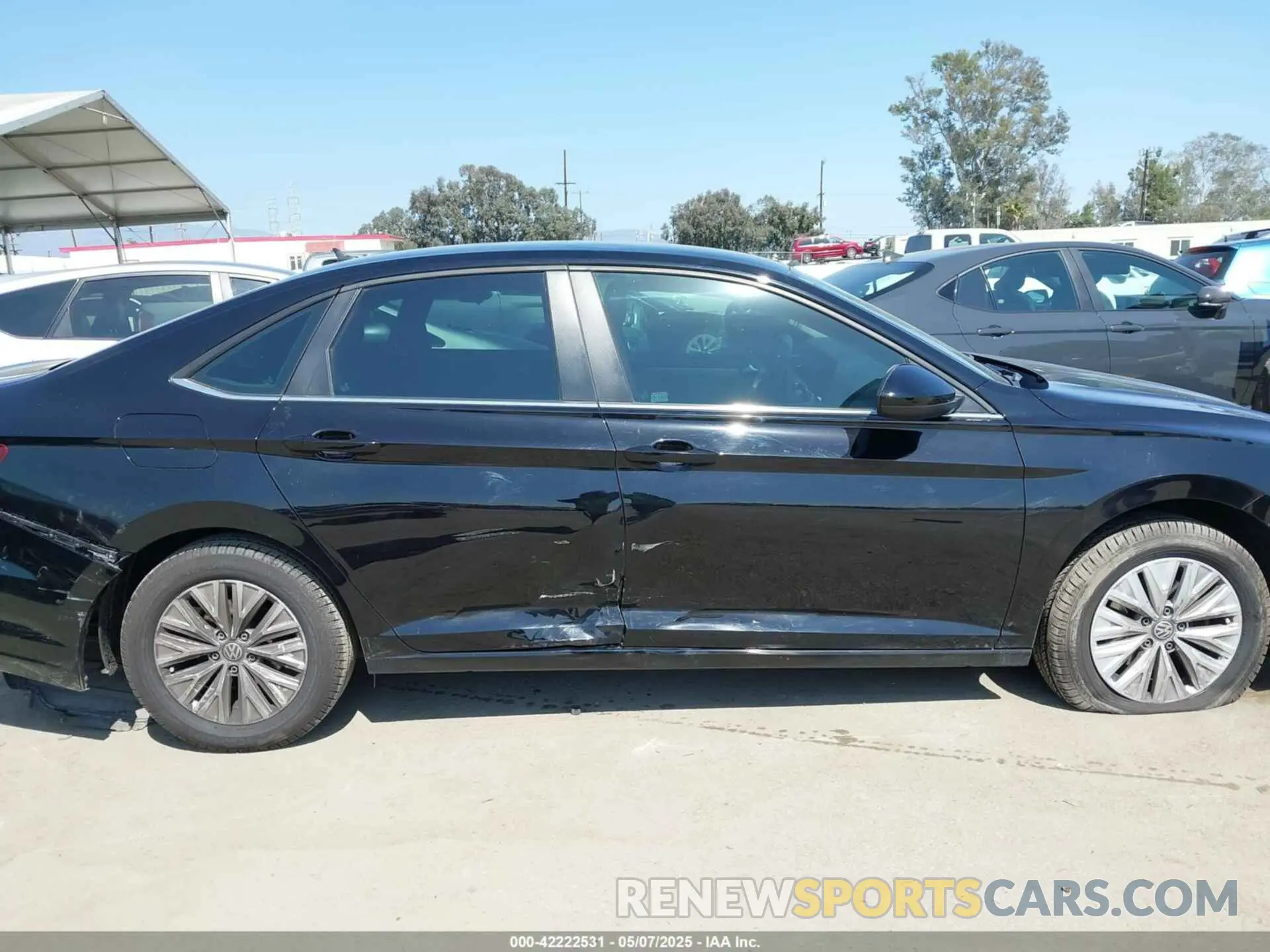 13 Photograph of a damaged car 3VWC57BU9KM112526 VOLKSWAGEN JETTA 2019