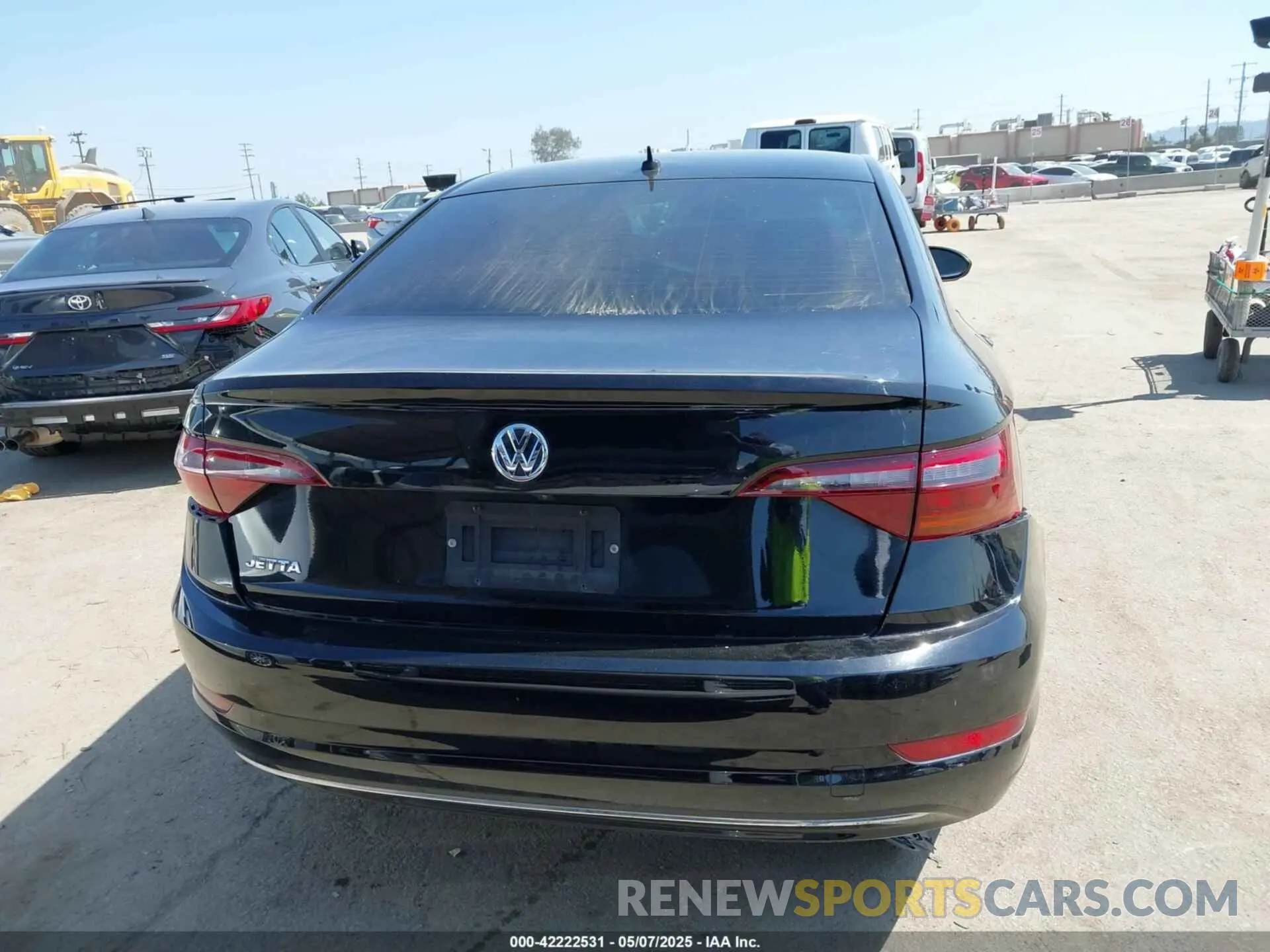 16 Photograph of a damaged car 3VWC57BU9KM112526 VOLKSWAGEN JETTA 2019
