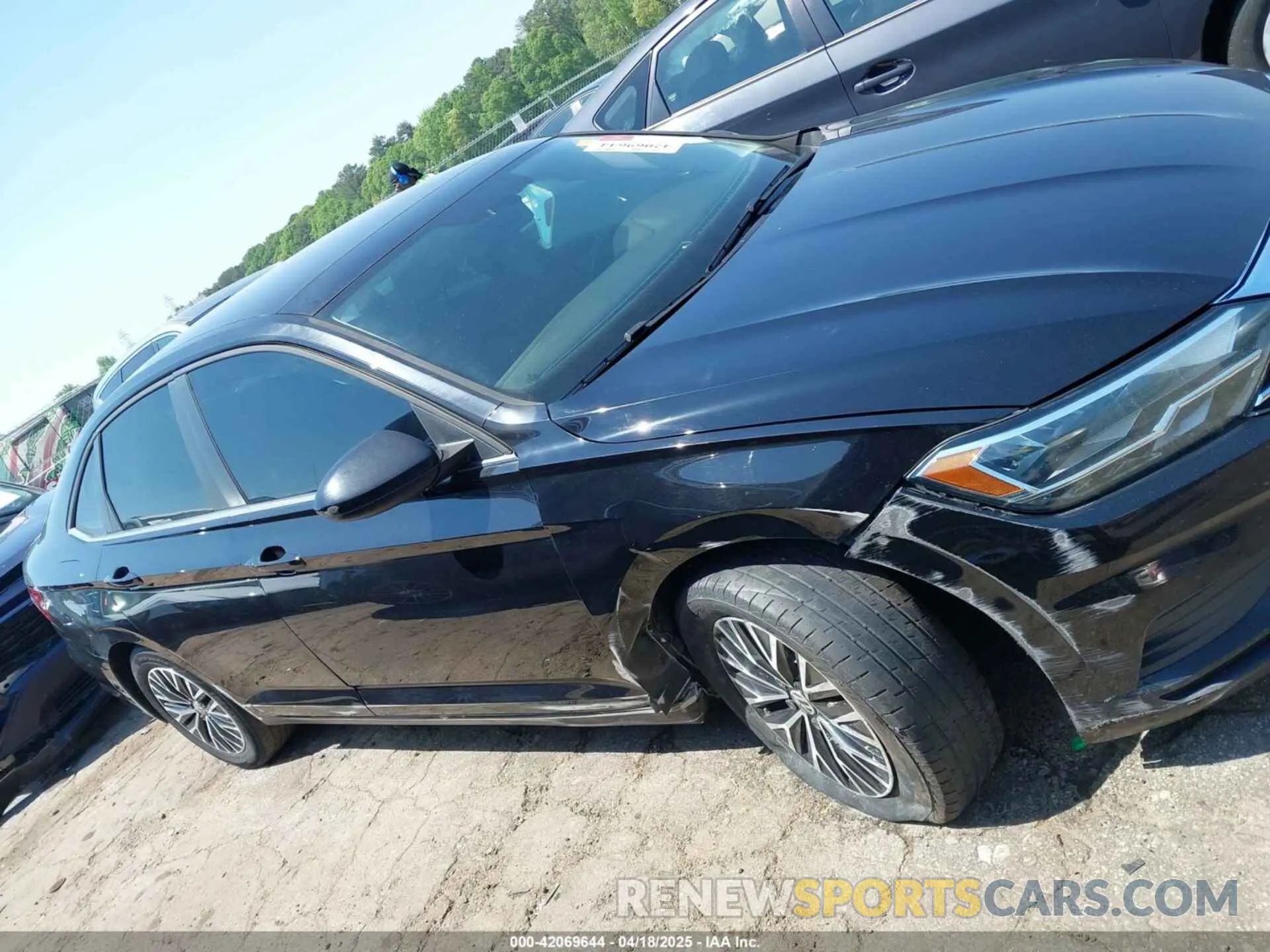 13 Photograph of a damaged car 3VWC57BU9KM158048 VOLKSWAGEN JETTA 2019