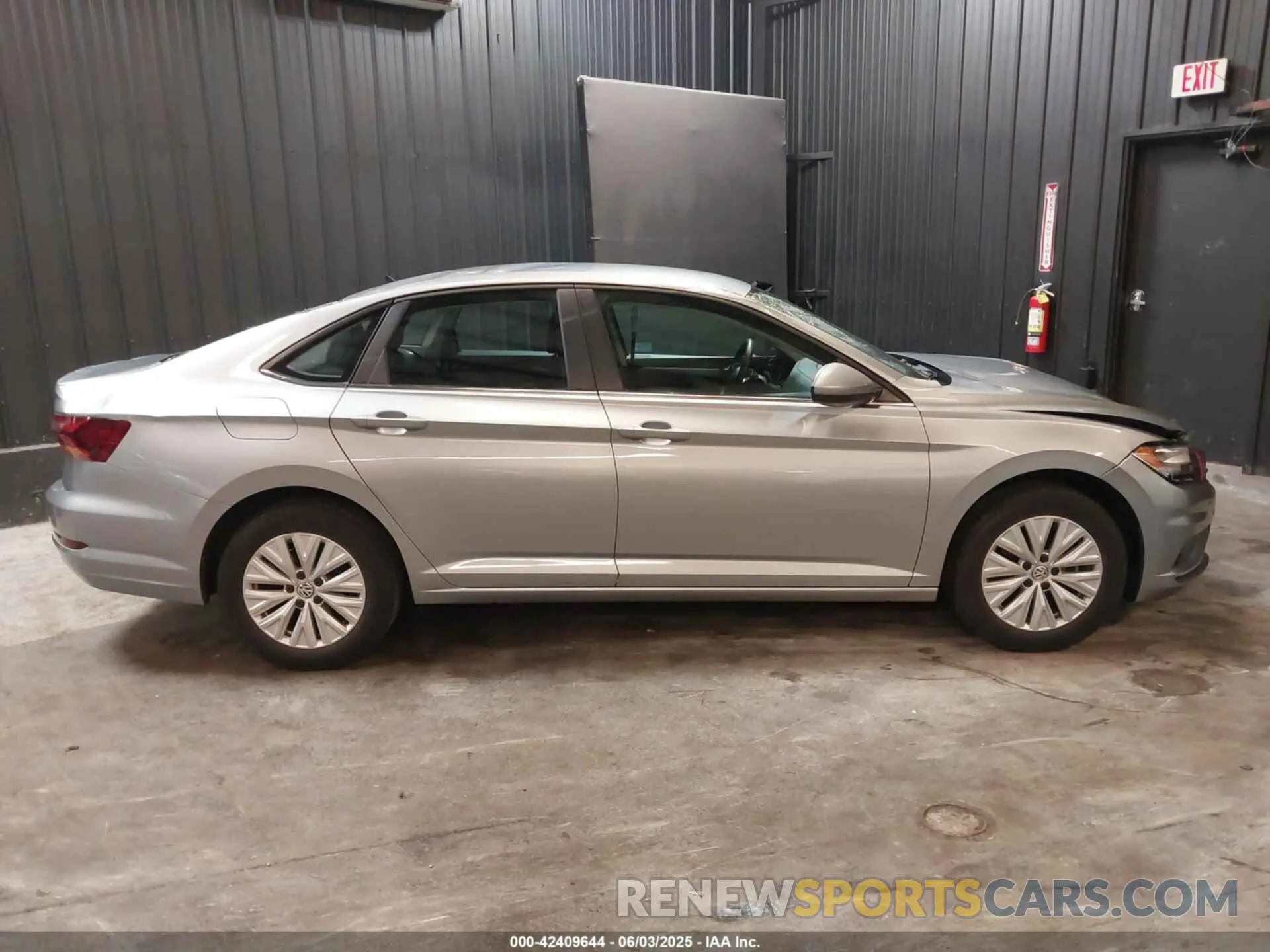 13 Photograph of a damaged car 3VWC57BU9KM228972 VOLKSWAGEN JETTA 2019