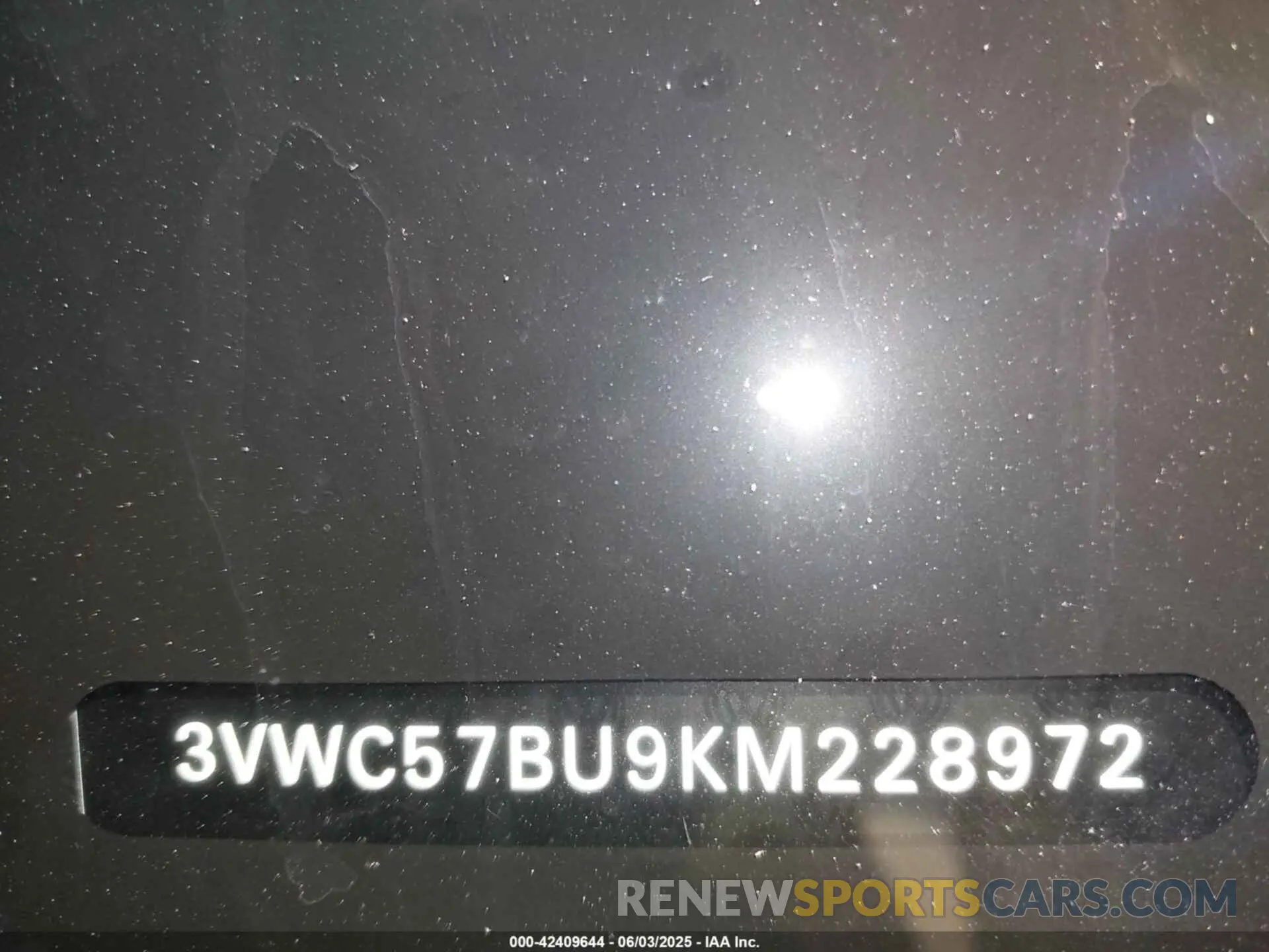 17 Photograph of a damaged car 3VWC57BU9KM228972 VOLKSWAGEN JETTA 2019