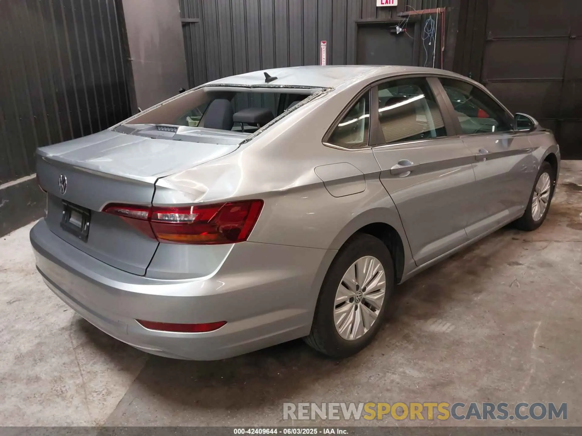 4 Photograph of a damaged car 3VWC57BU9KM228972 VOLKSWAGEN JETTA 2019