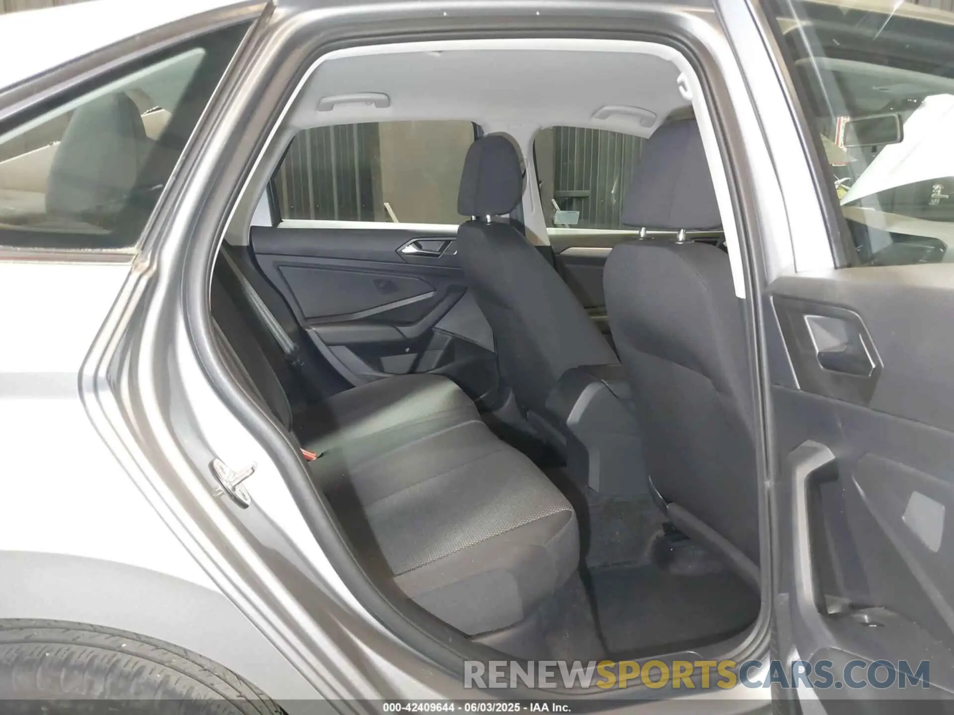 8 Photograph of a damaged car 3VWC57BU9KM228972 VOLKSWAGEN JETTA 2019