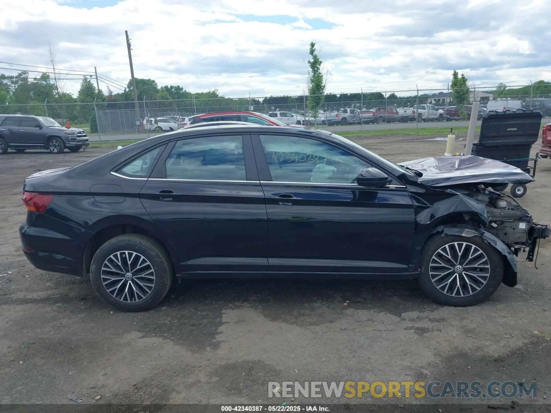13 Photograph of a damaged car 3VWC57BU9KM261602 VOLKSWAGEN JETTA 2019