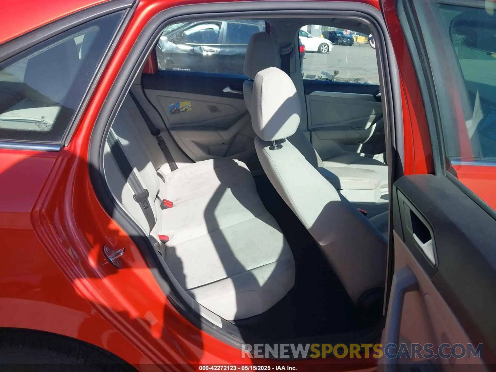8 Photograph of a damaged car 3VWC57BUXKM024116 VOLKSWAGEN JETTA 2019