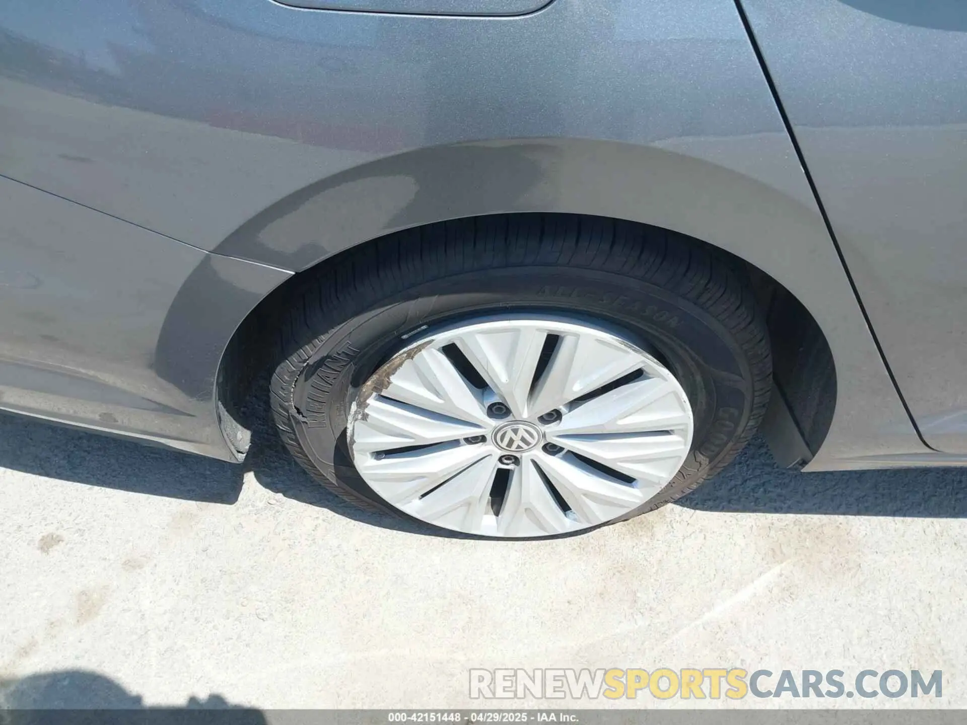 6 Photograph of a damaged car 3VWC57BUXKM074708 VOLKSWAGEN JETTA 2019