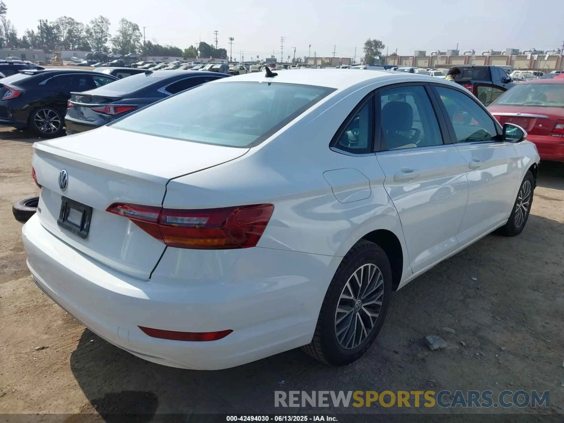 4 Photograph of a damaged car 3VWC57BUXKM078340 VOLKSWAGEN JETTA 2019