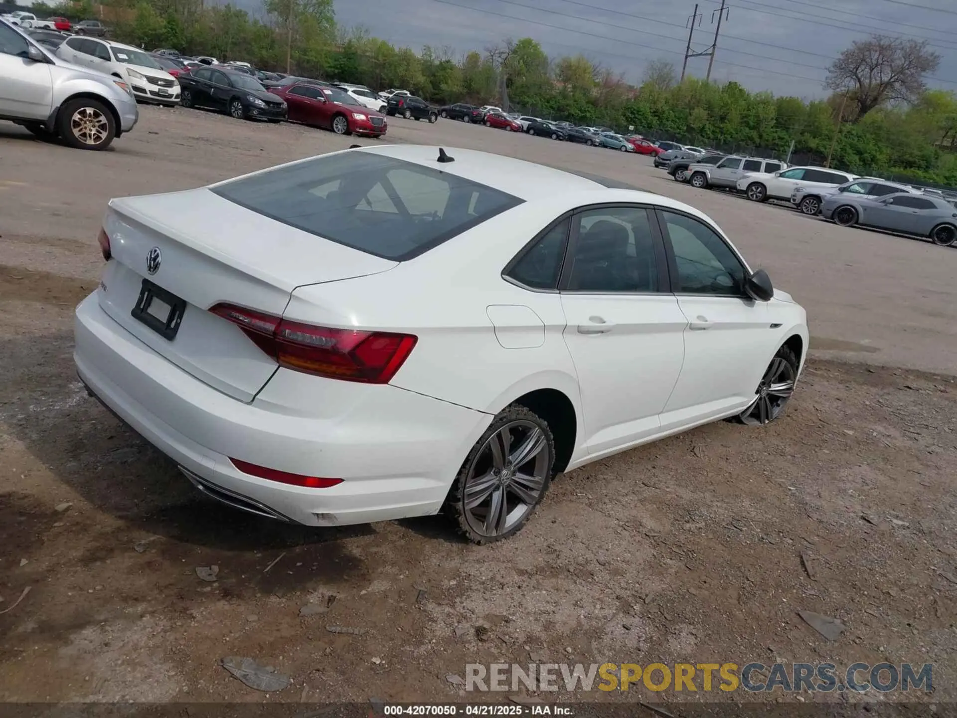 4 Photograph of a damaged car 3VWC57BUXKM083604 VOLKSWAGEN JETTA 2019