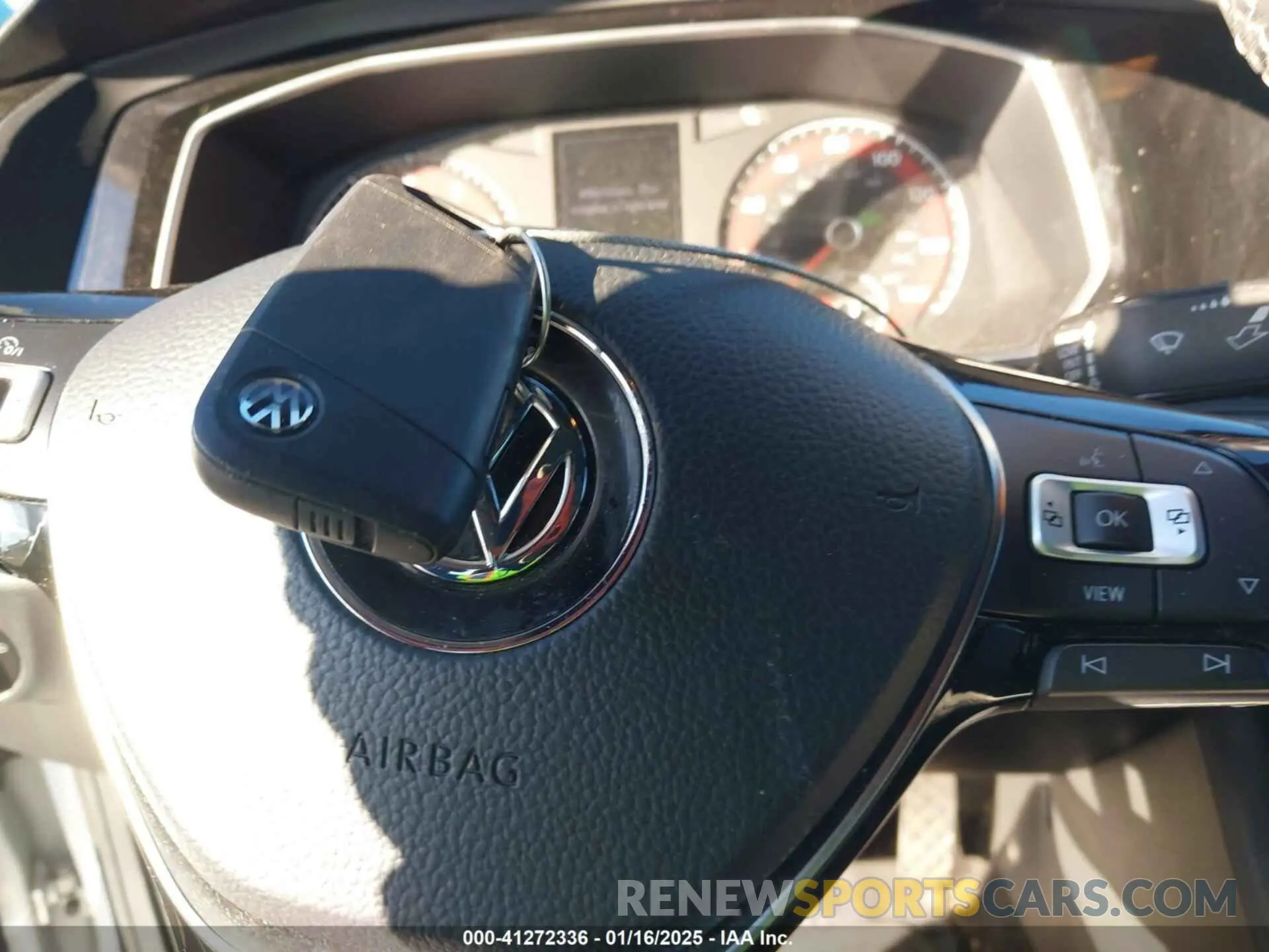 11 Photograph of a damaged car 3VWC57BUXKM113927 VOLKSWAGEN JETTA 2019