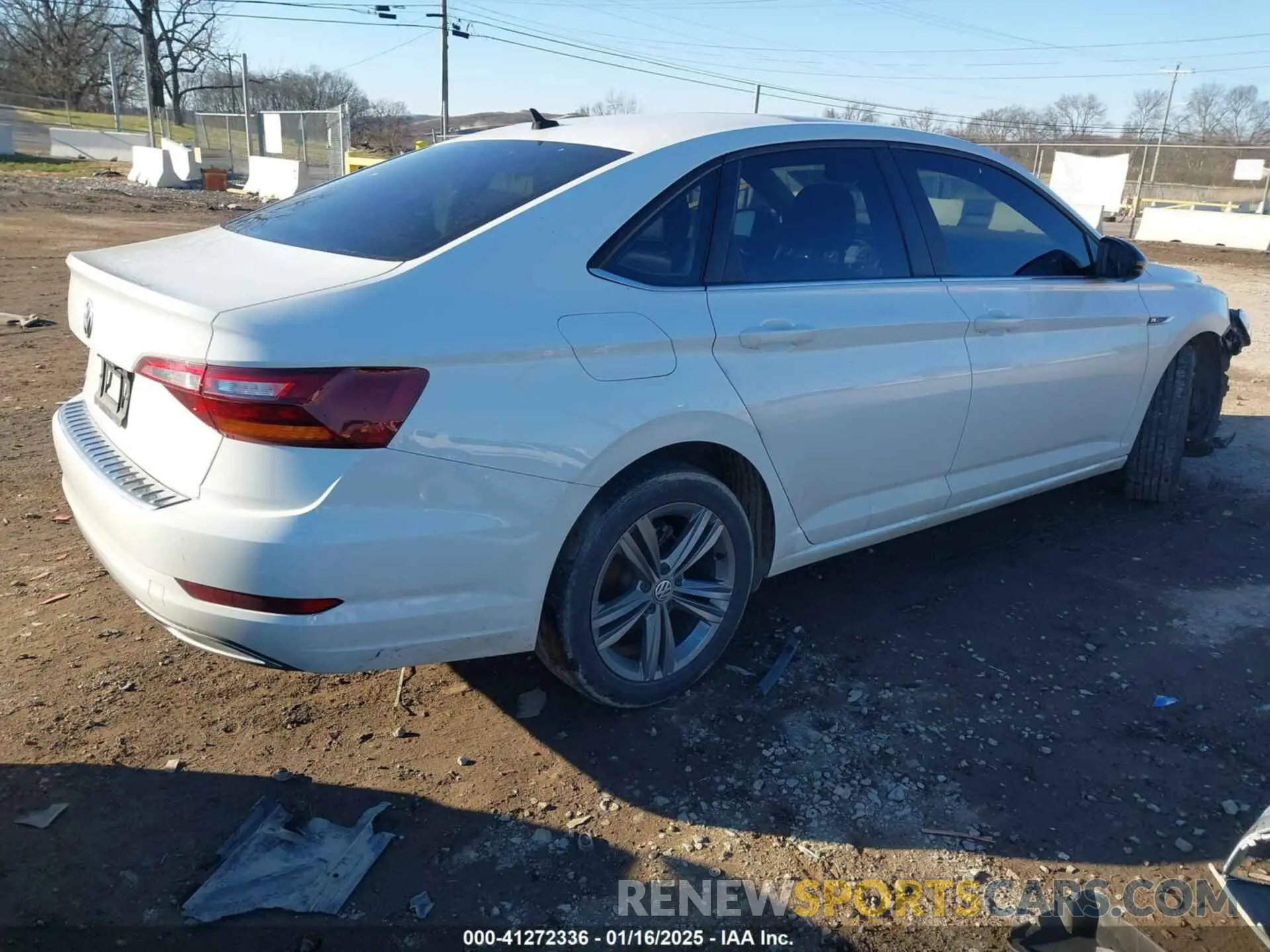 4 Photograph of a damaged car 3VWC57BUXKM113927 VOLKSWAGEN JETTA 2019