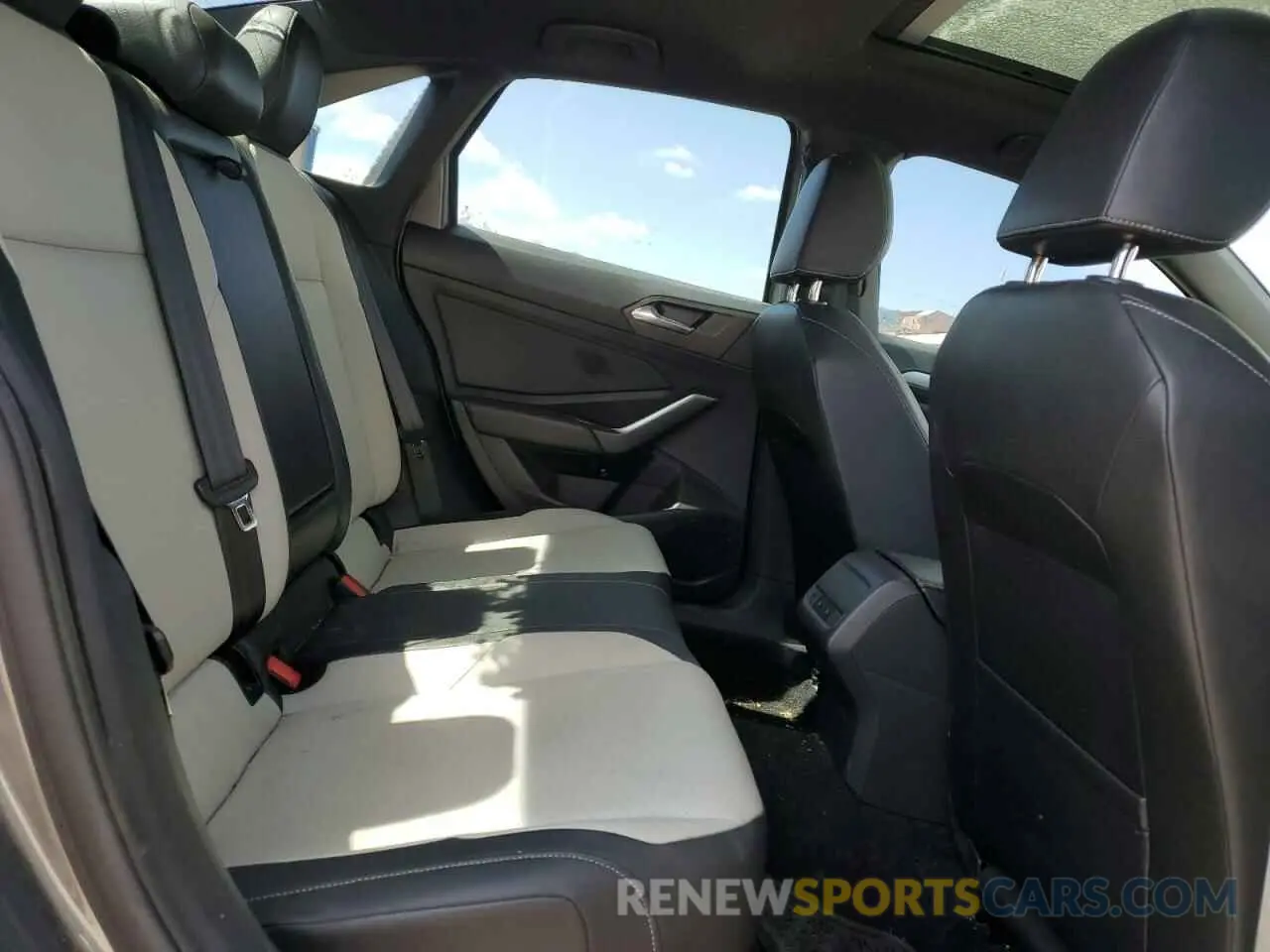 10 Photograph of a damaged car 3VWC57BUXKM196713 VOLKSWAGEN JETTA 2019