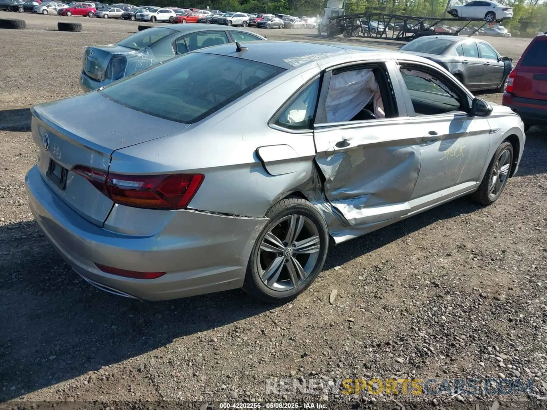 4 Photograph of a damaged car 3VWC57BUXKM224865 VOLKSWAGEN JETTA 2019
