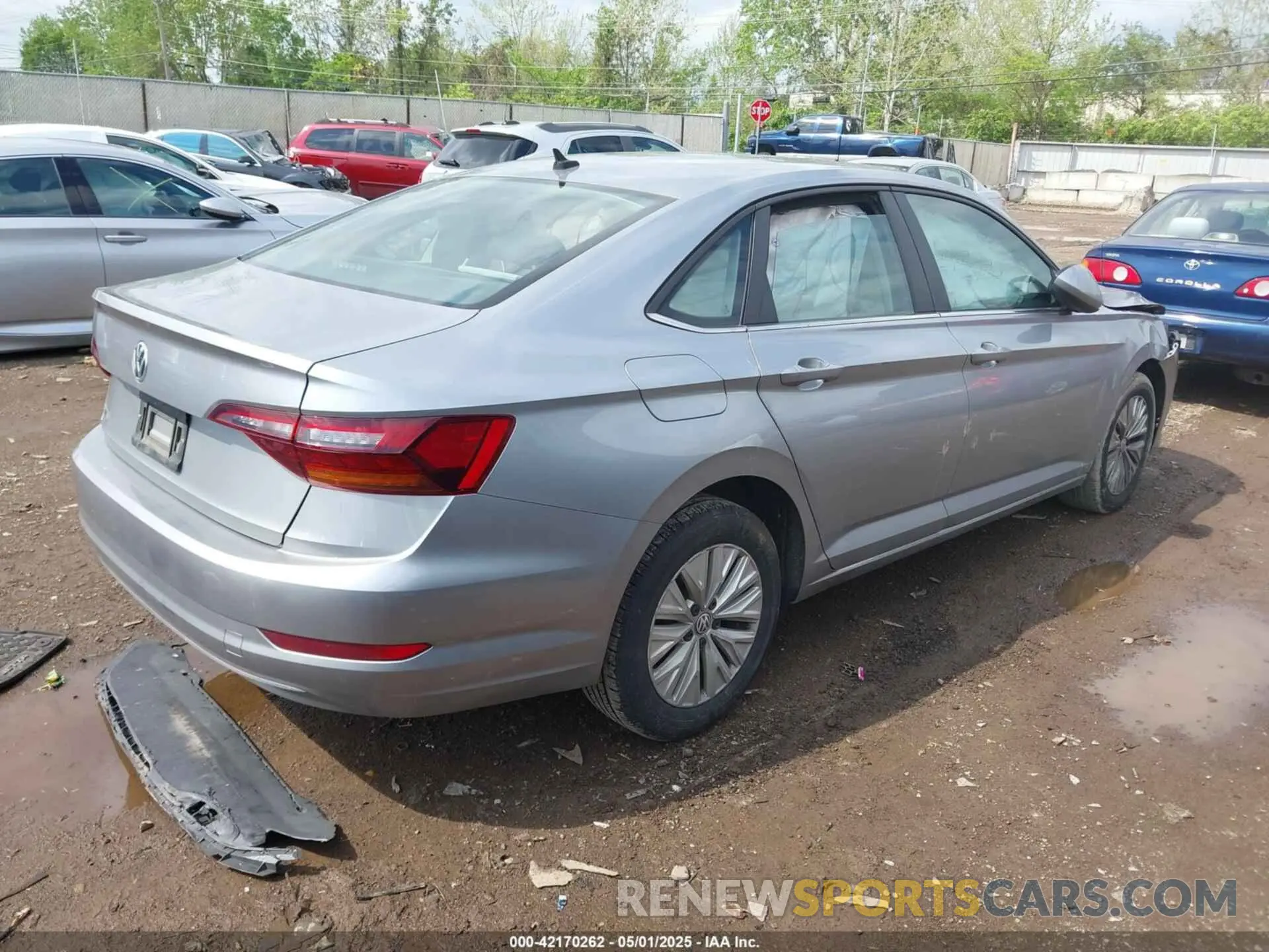 4 Photograph of a damaged car 3VWC57BUXKM249152 VOLKSWAGEN JETTA 2019