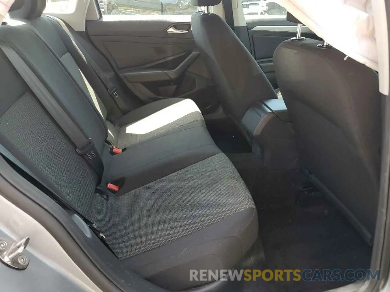 10 Photograph of a damaged car 3VWC57BUXKM253668 VOLKSWAGEN JETTA 2019