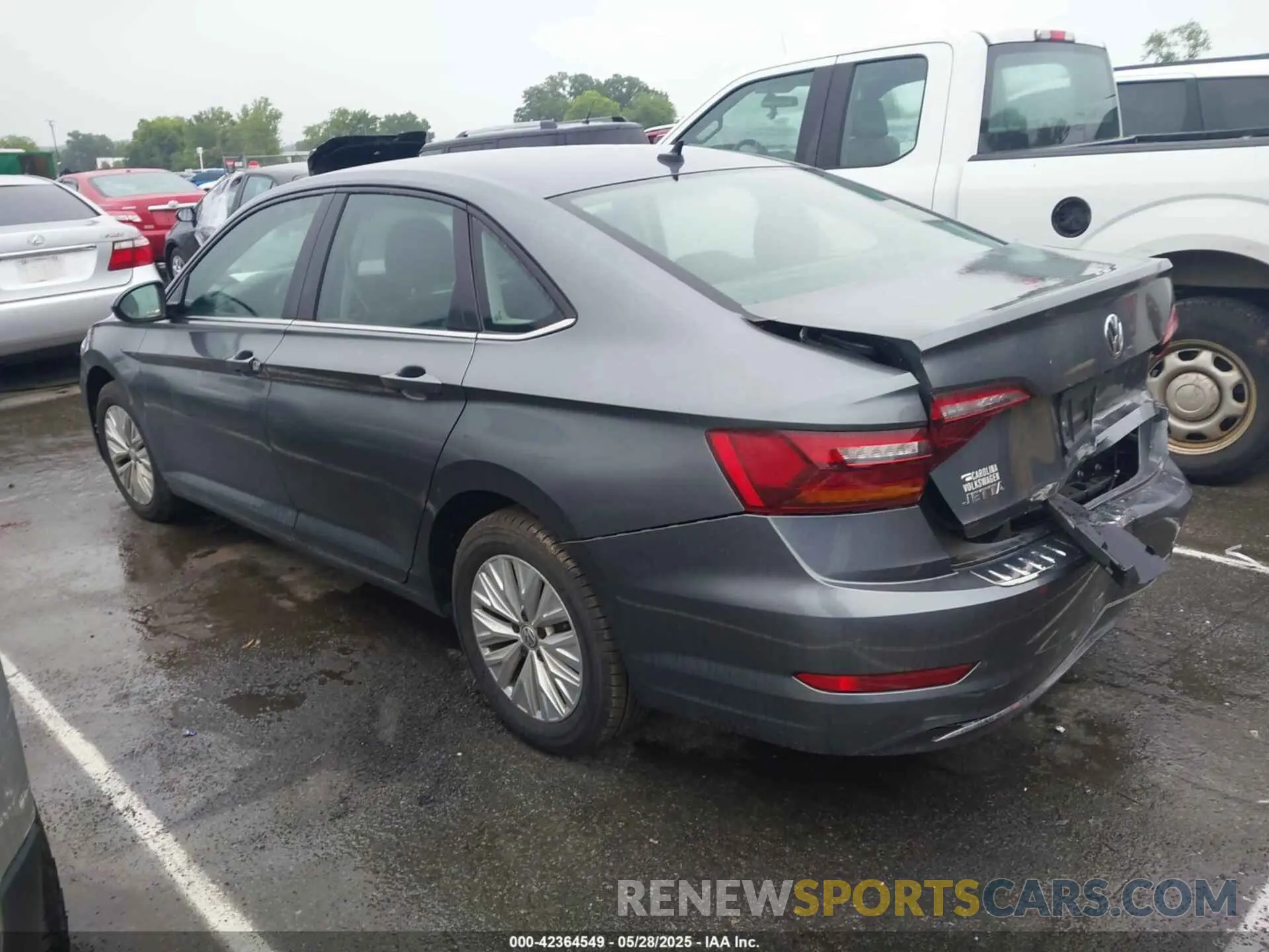 14 Photograph of a damaged car 3VWCB7BU0KM200275 VOLKSWAGEN JETTA 2019