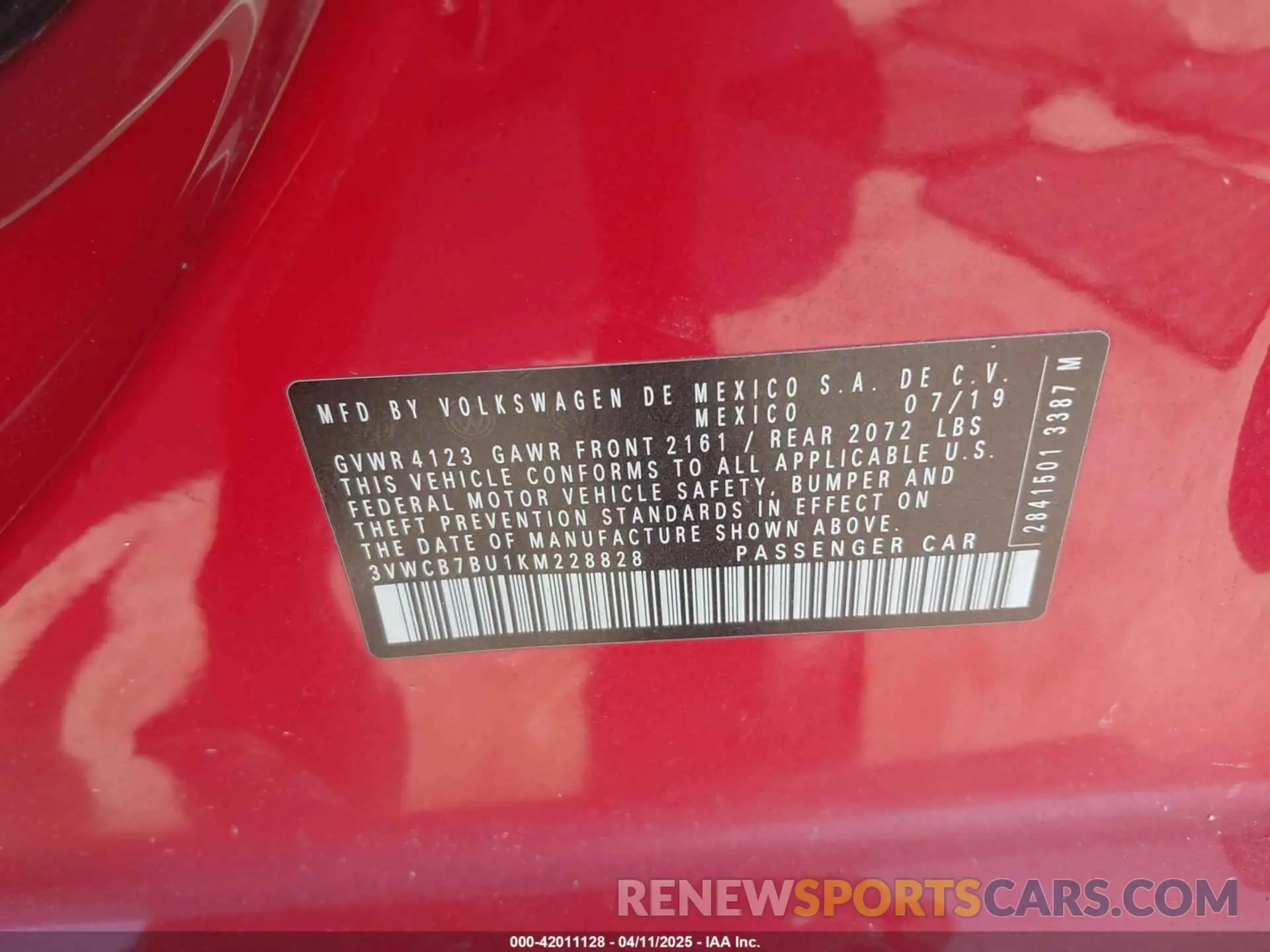9 Photograph of a damaged car 3VWCB7BU1KM228828 VOLKSWAGEN JETTA 2019