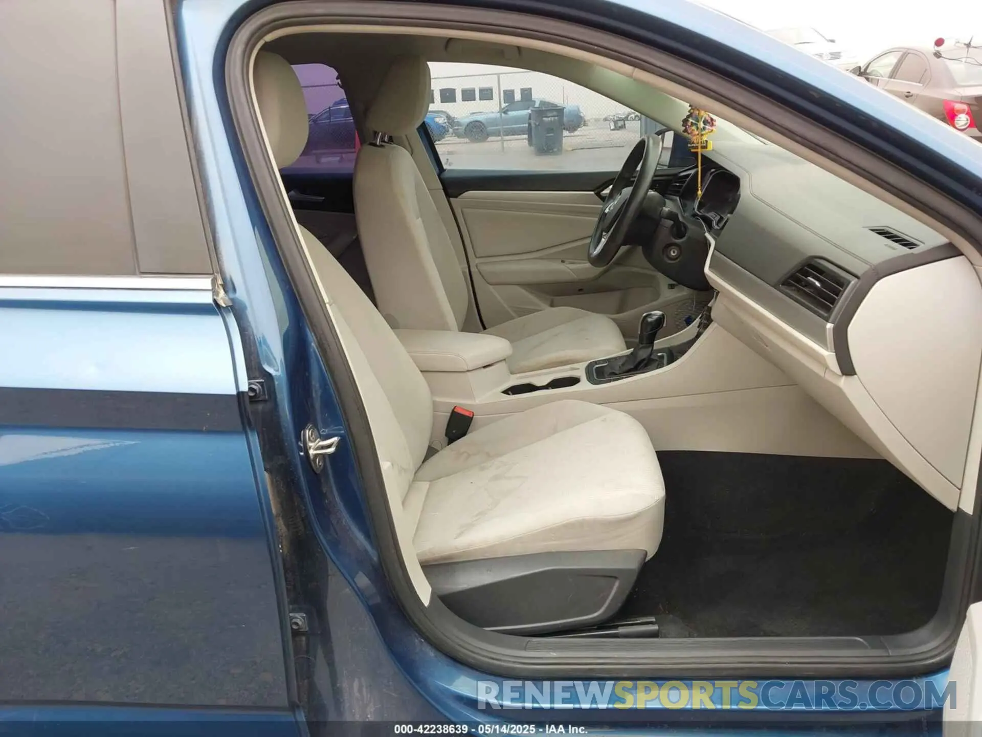 5 Photograph of a damaged car 3VWCB7BU1KM245080 VOLKSWAGEN JETTA 2019