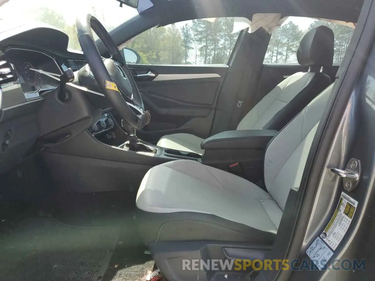 7 Photograph of a damaged car 3VWCB7BU1KM255172 VOLKSWAGEN JETTA 2019