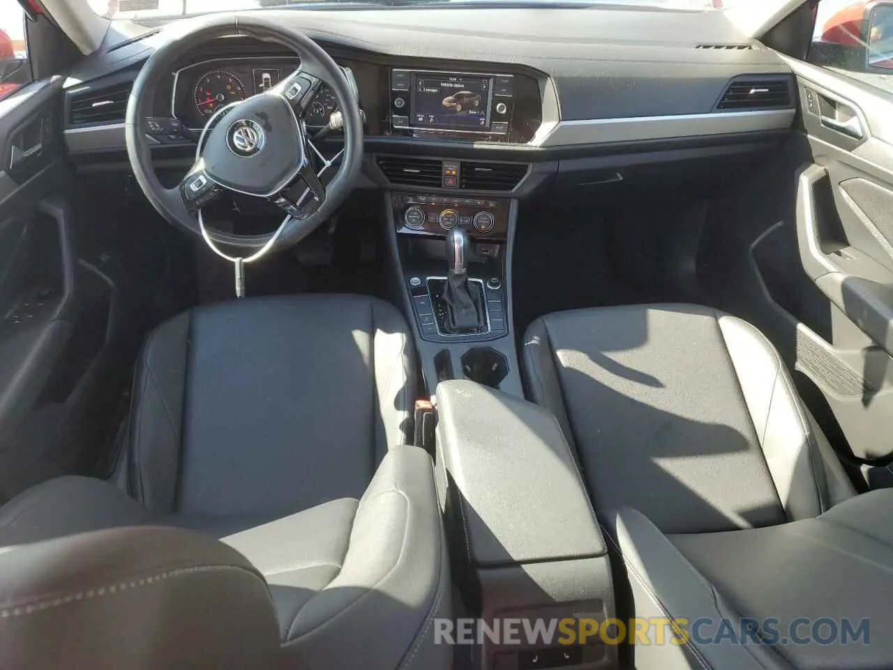 8 Photograph of a damaged car 3VWCB7BU2KM205400 VOLKSWAGEN JETTA 2019
