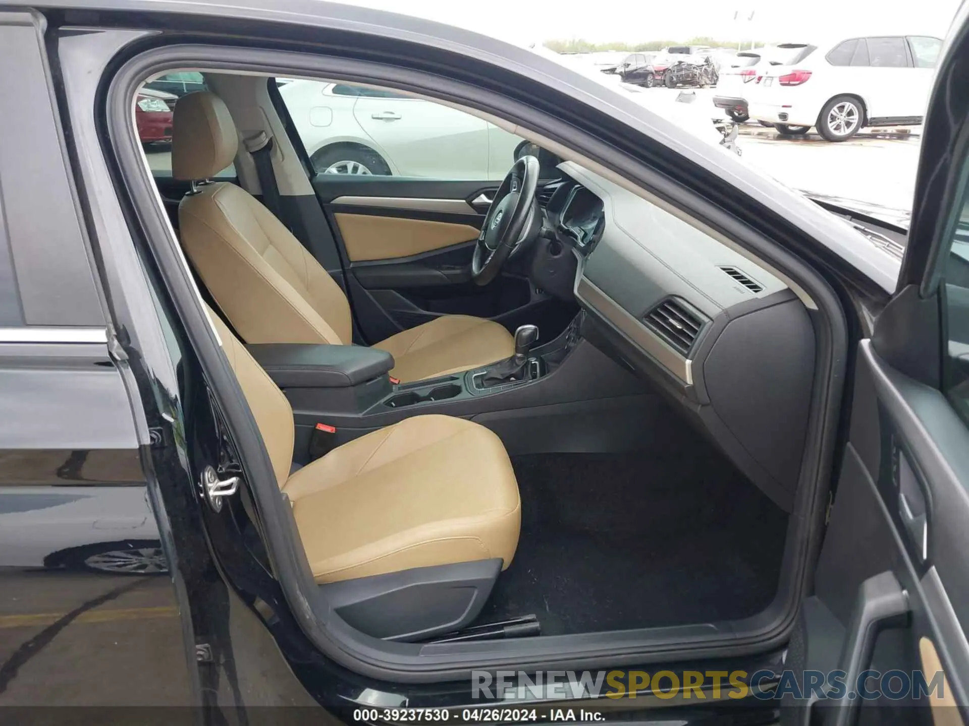 5 Photograph of a damaged car 3VWCB7BU2KM247646 VOLKSWAGEN JETTA 2019