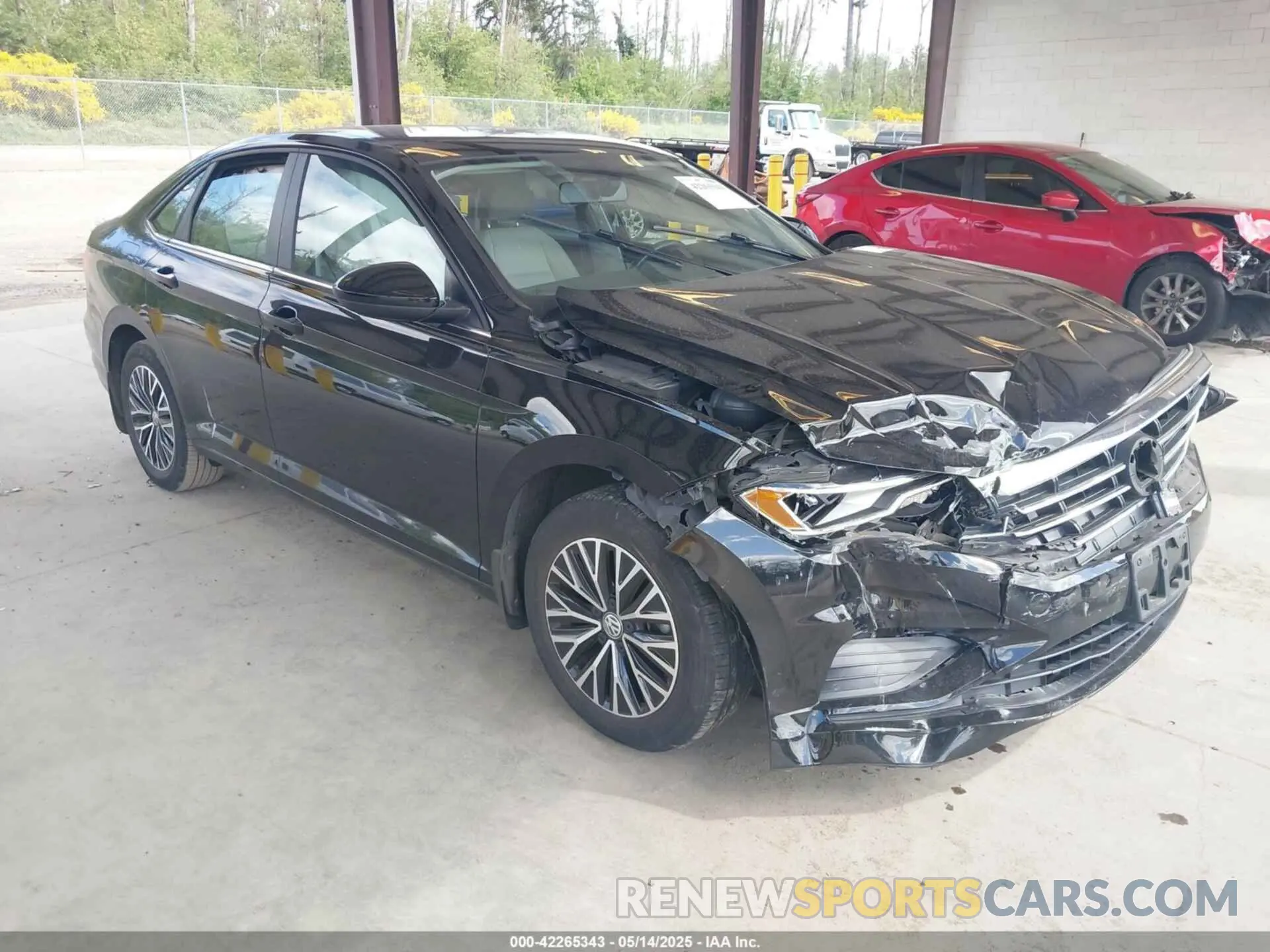 1 Photograph of a damaged car 3VWCB7BU2KM270912 VOLKSWAGEN JETTA 2019