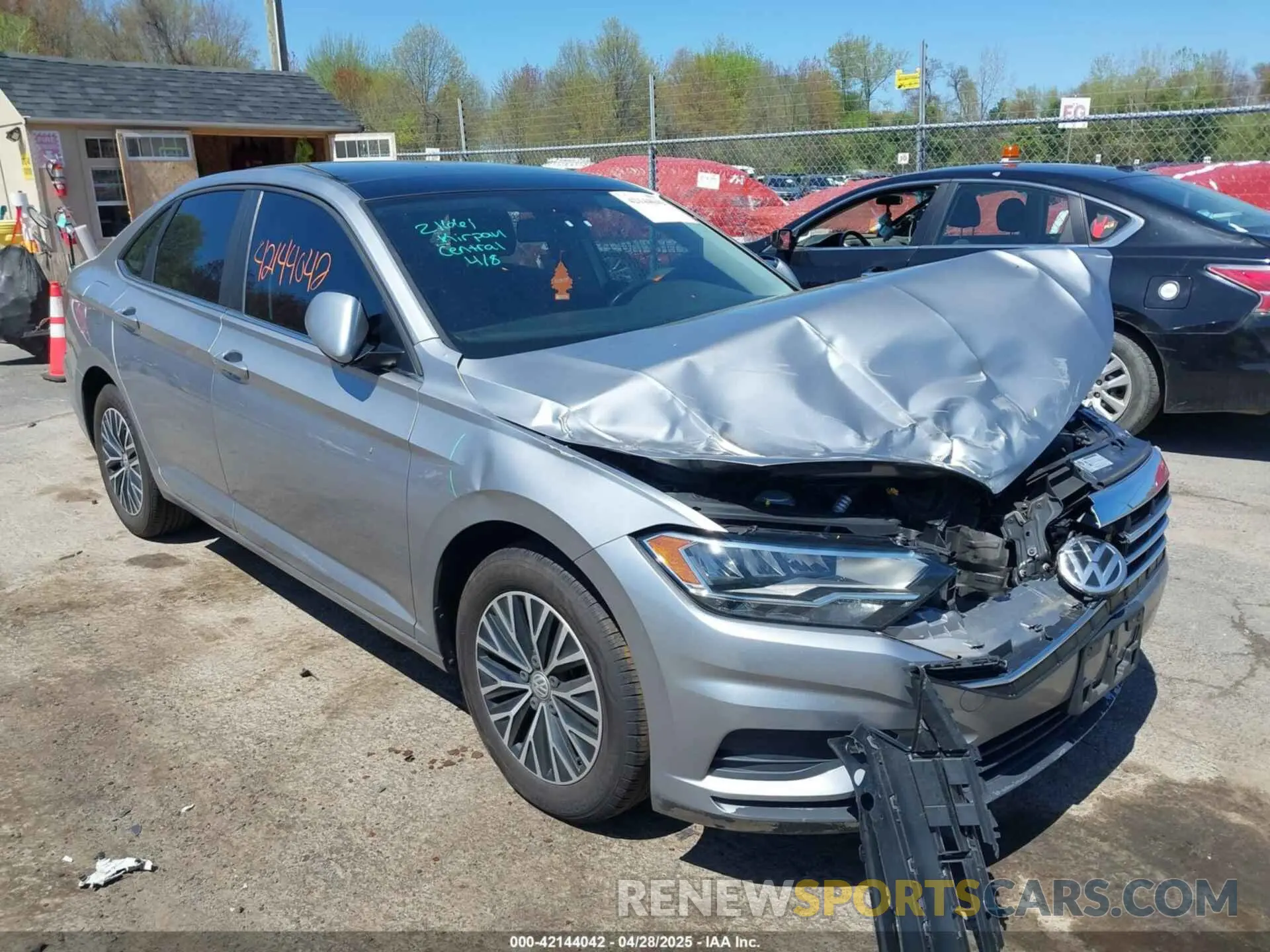 1 Photograph of a damaged car 3VWCB7BU3KM174206 VOLKSWAGEN JETTA 2019