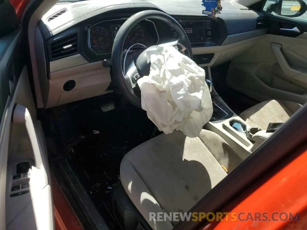 8 Photograph of a damaged car 3VWCB7BU3KM189711 VOLKSWAGEN JETTA 2019