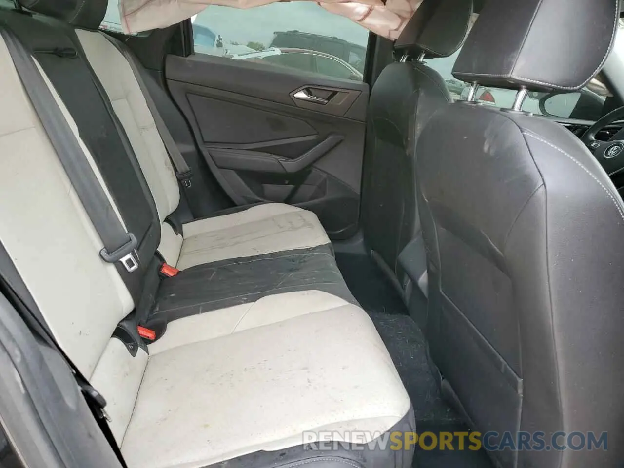 11 Photograph of a damaged car 3VWCB7BU3KM200710 VOLKSWAGEN JETTA 2019