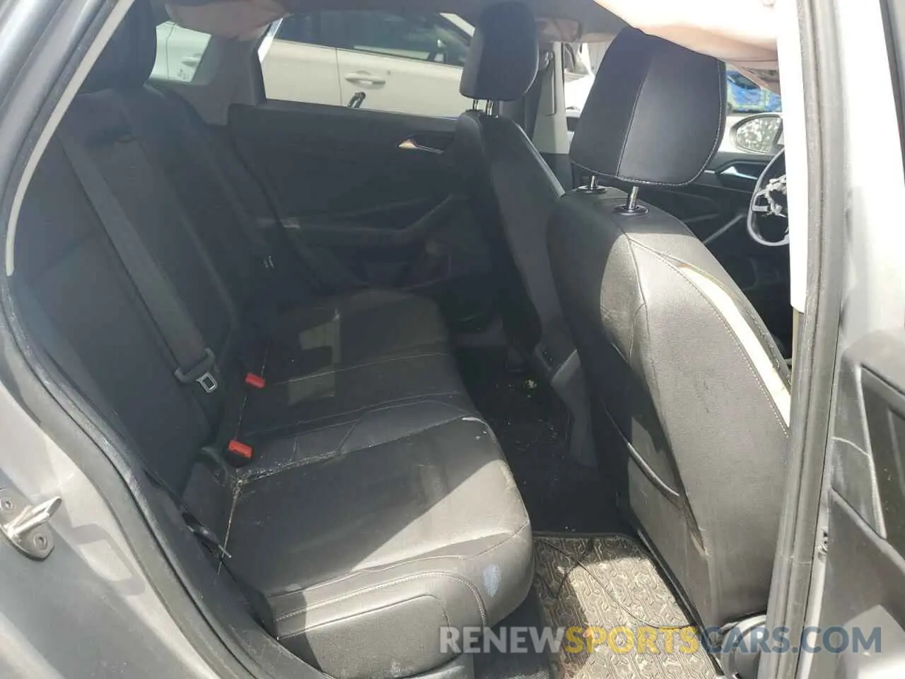 10 Photograph of a damaged car 3VWCB7BU3KM241693 VOLKSWAGEN JETTA 2019