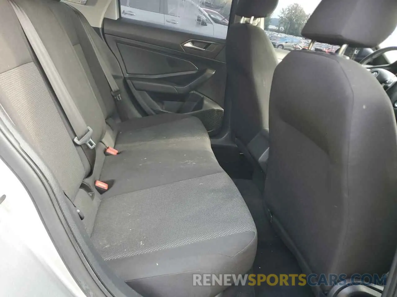 10 Photograph of a damaged car 3VWCB7BU3KM270241 VOLKSWAGEN JETTA 2019