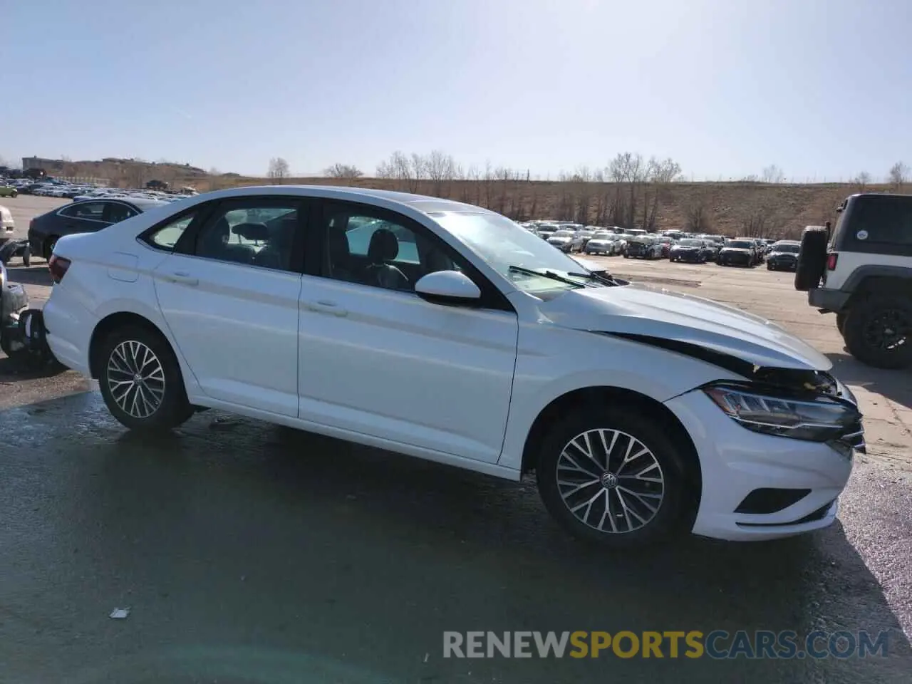 4 Photograph of a damaged car 3VWCB7BU4KM160539 VOLKSWAGEN JETTA 2019