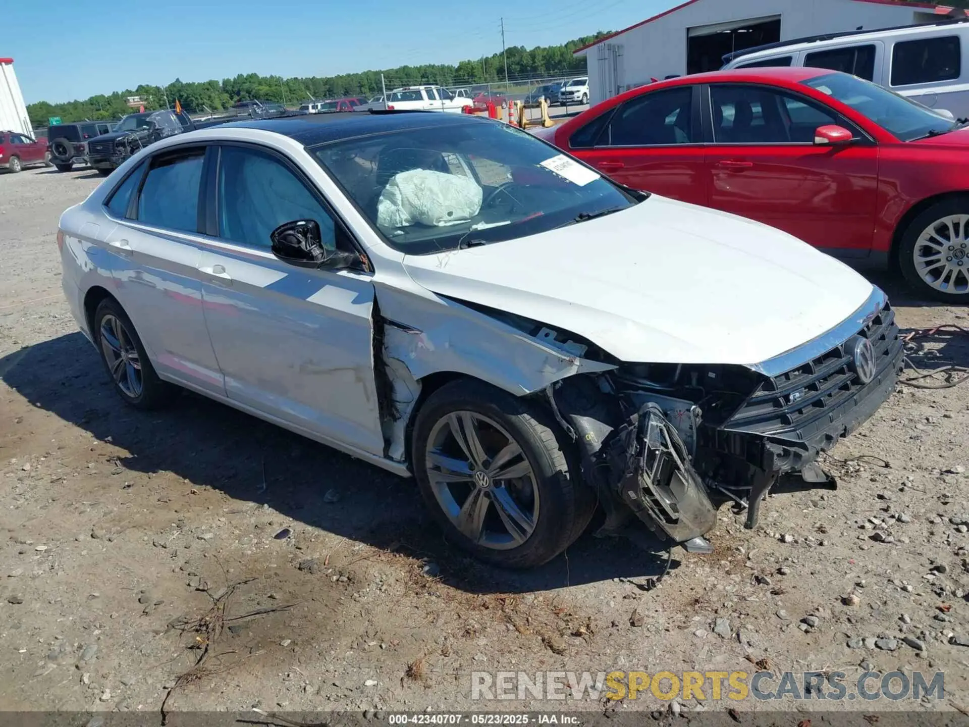 1 Photograph of a damaged car 3VWCB7BU4KM170634 VOLKSWAGEN JETTA 2019